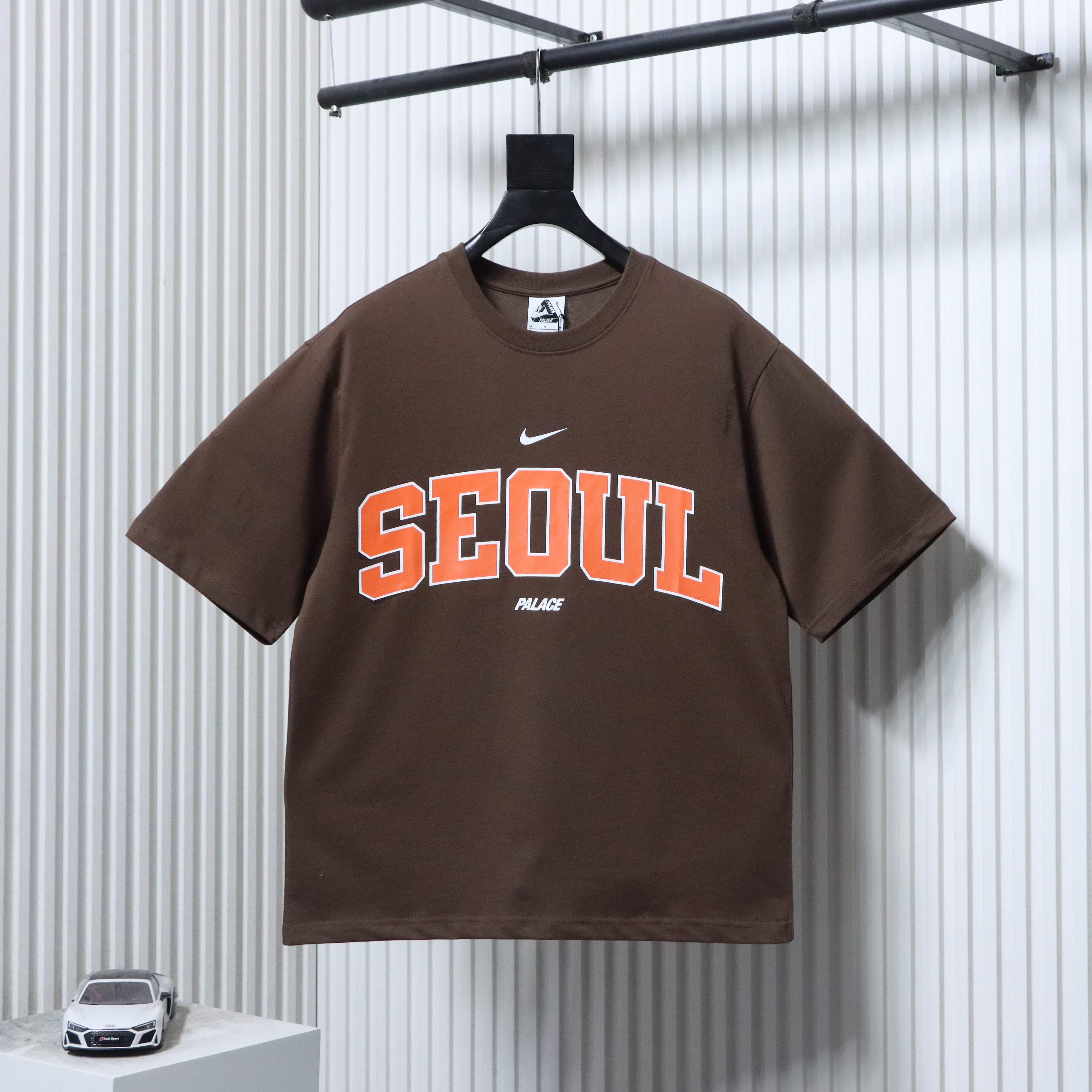 NIKE x PALACE City Limited Short Sleeve T-Shirt H140 - 3