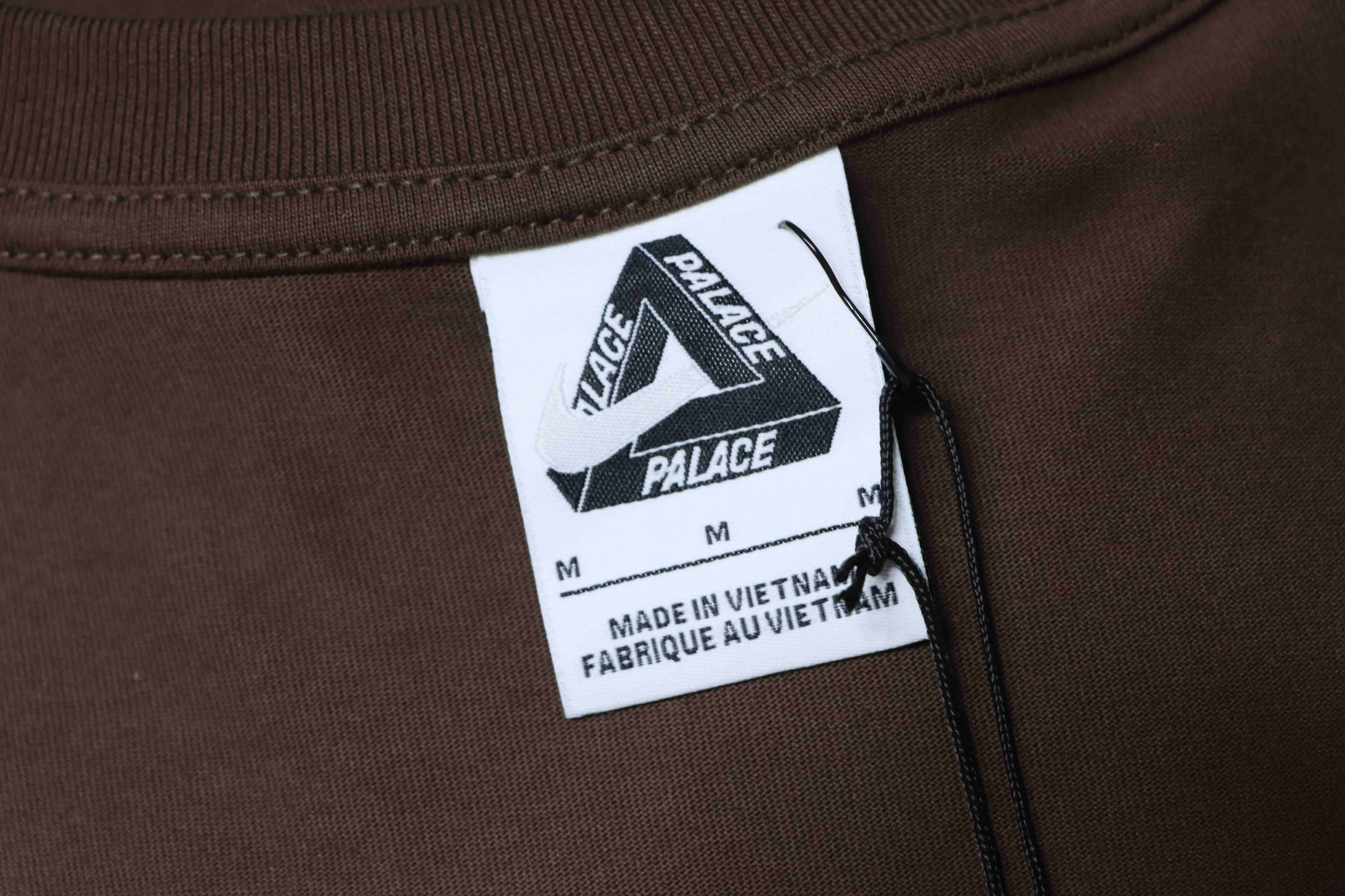 NIKE x PALACE City Limited Short Sleeve T-Shirt H140 - 3