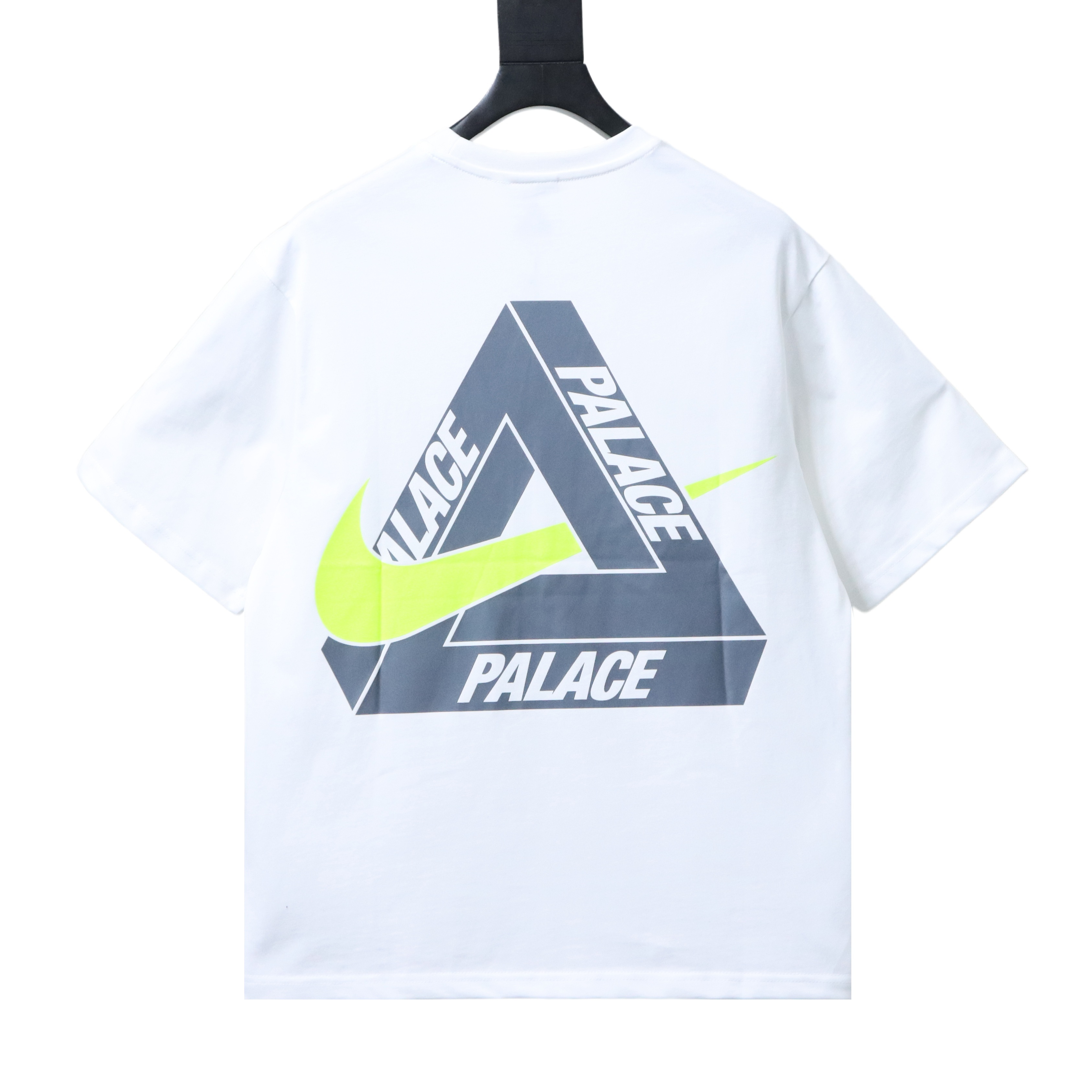 NIKE x PALACE Short Sleeve T-Shirt H140 - 1