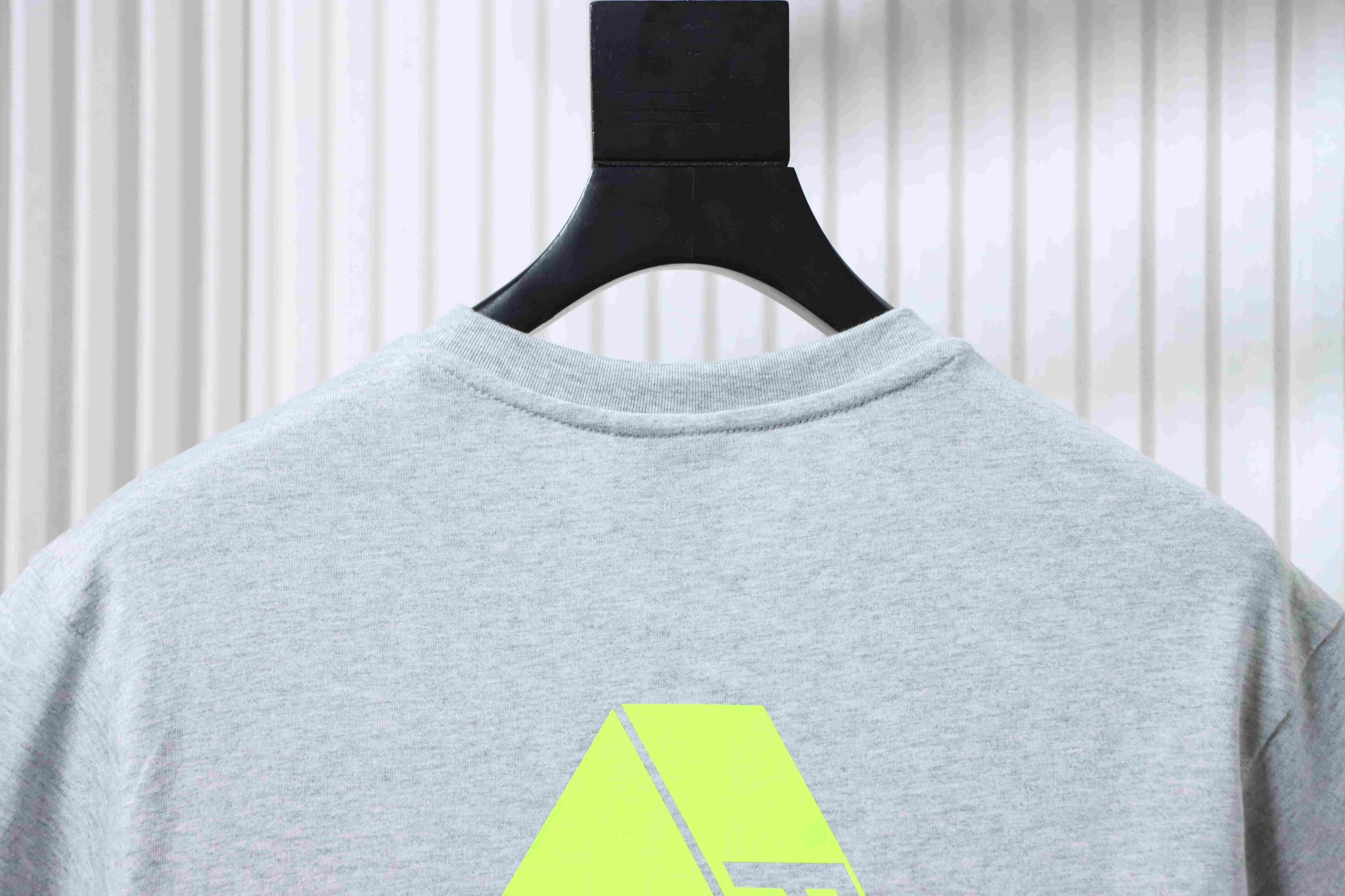 NIKE x PALACE Short Sleeve T-Shirt H140 - 2