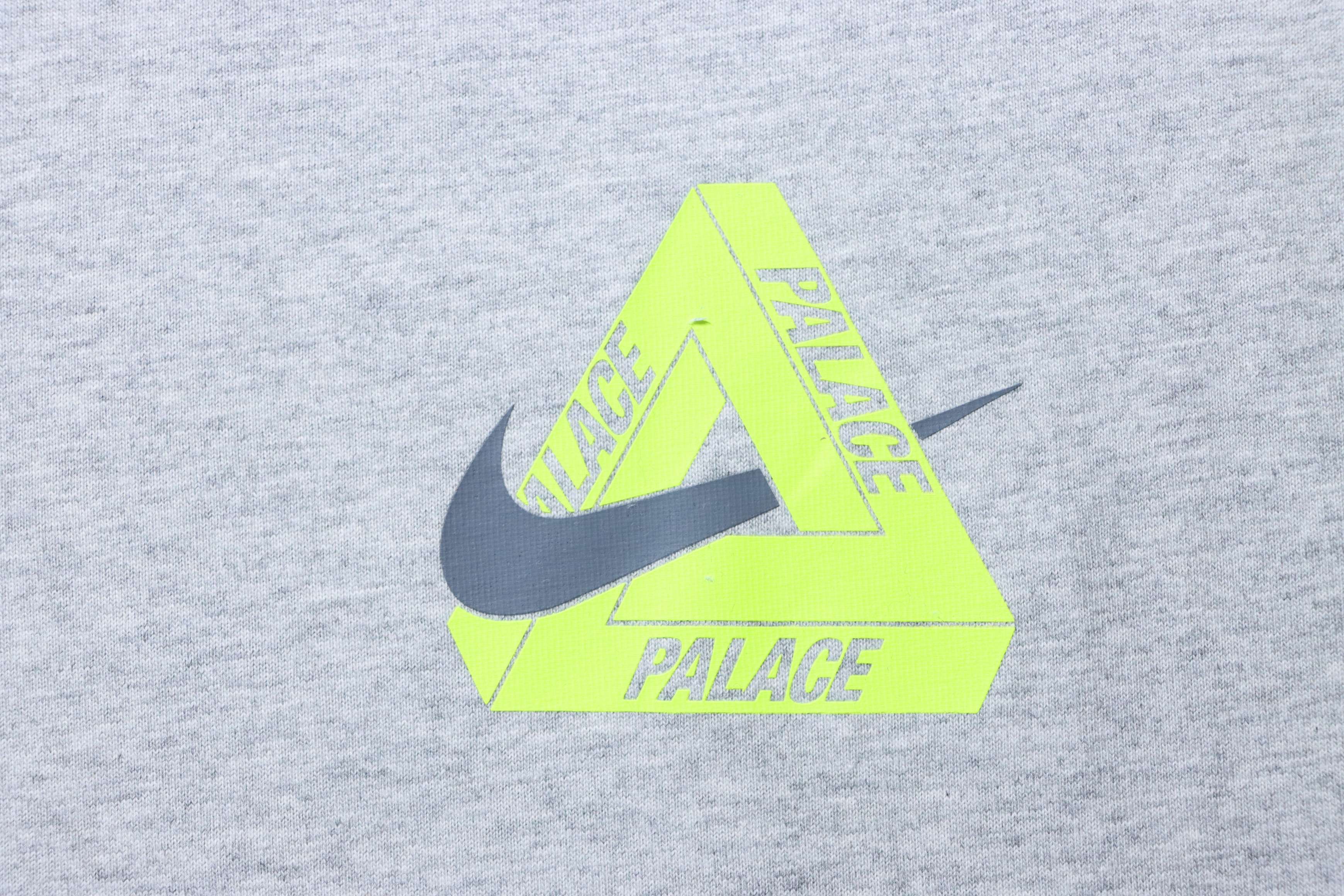 NIKE x PALACE Short Sleeve T-Shirt H140 - 2