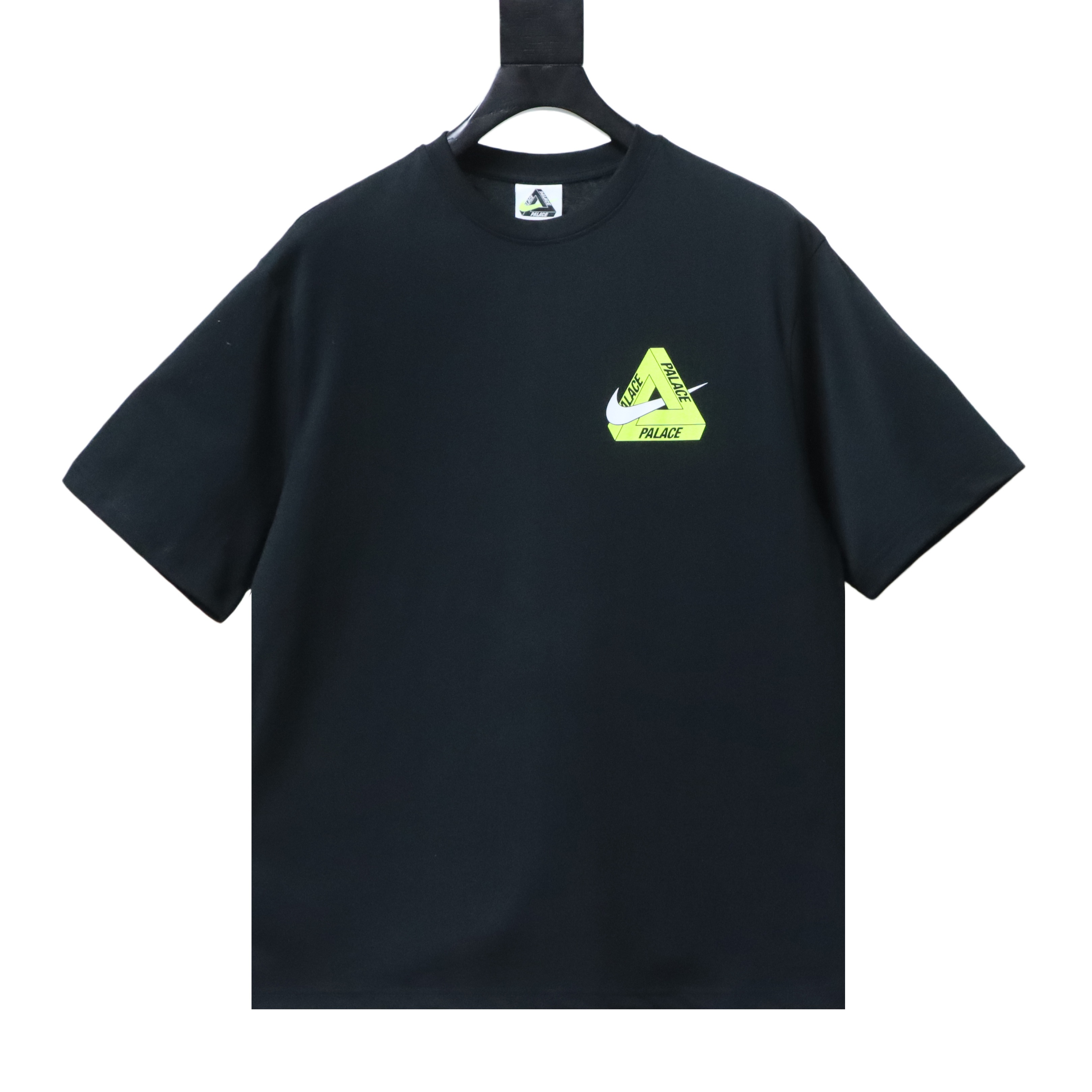NIKE x PALACE Short Sleeve T-Shirt H140 - 3