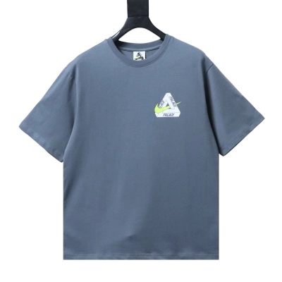 NIKE x PALACE Short Sleeve T-Shirt H140 - 4 01