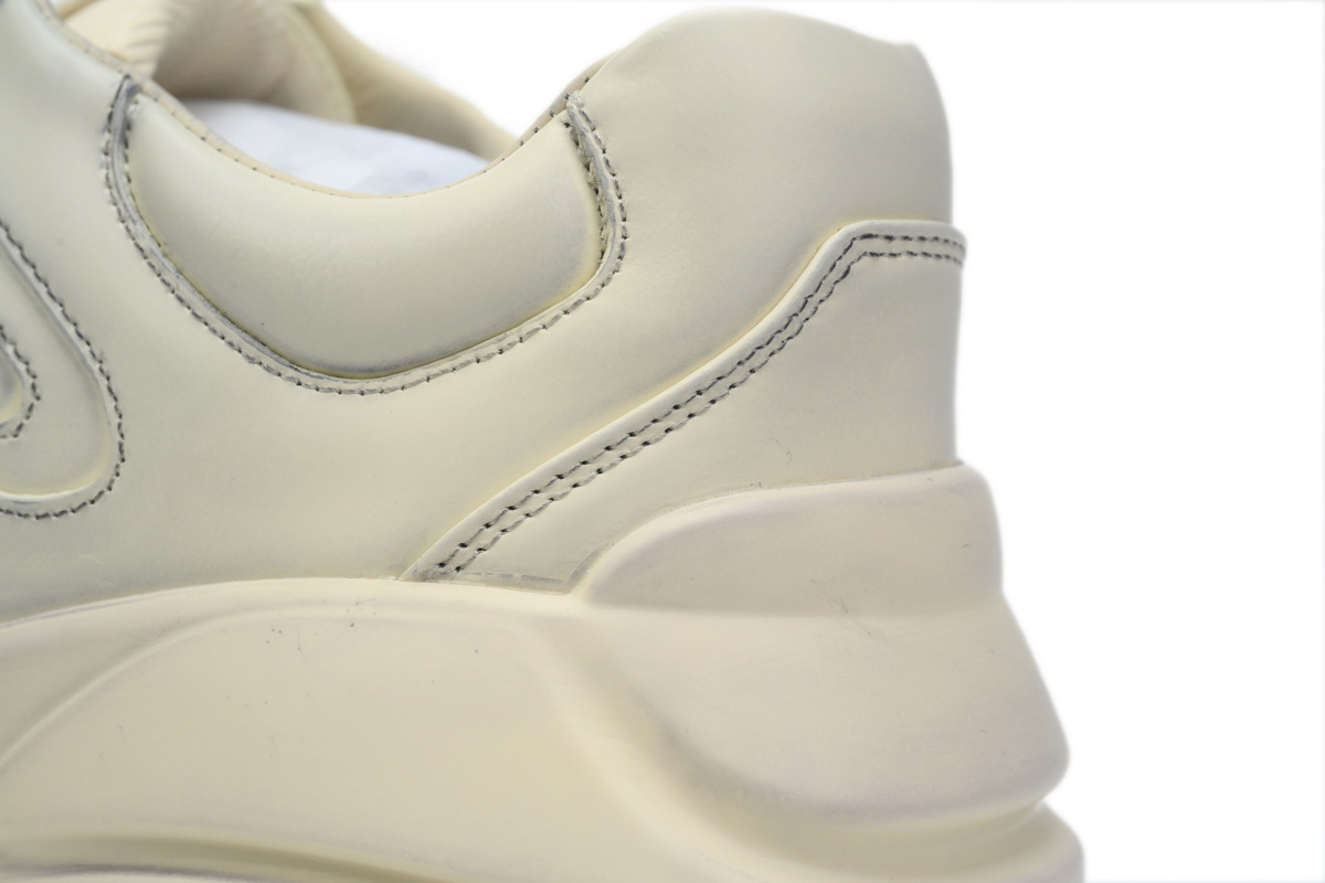 White Dirty Wash Gucci Rhyton Vintage Round Toe Lace-up Sneaker