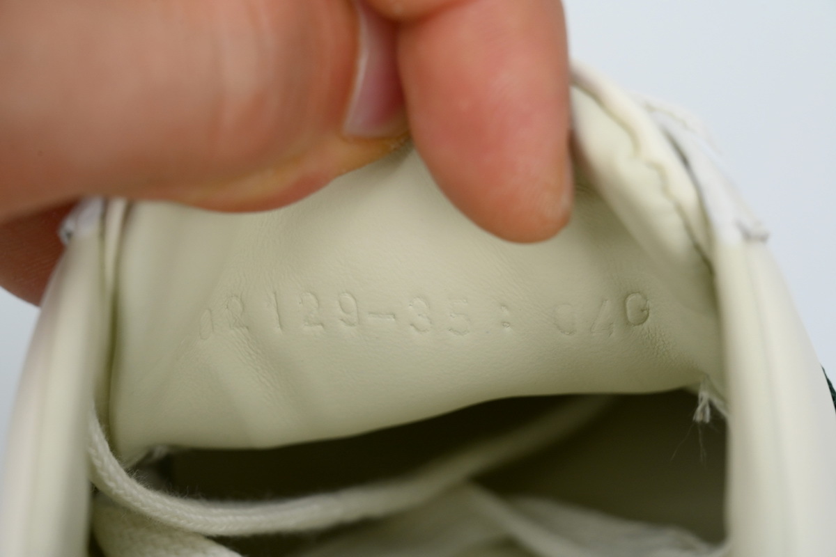 White with Heart GUCCI ACE E Leather Heart Pattern Low-top Sneaker