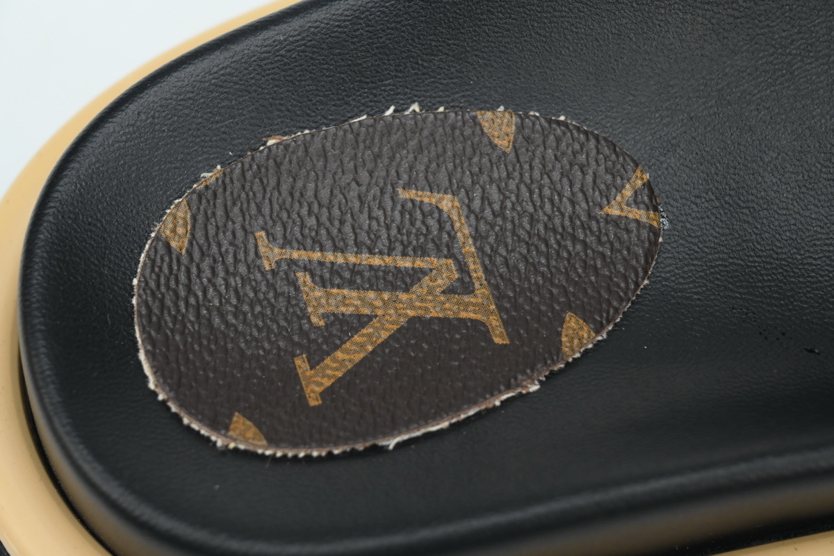  Brown Yellow Bread Pattern LOUIS VUITTON Velcro Pool Slides Pool Pillow Comfort