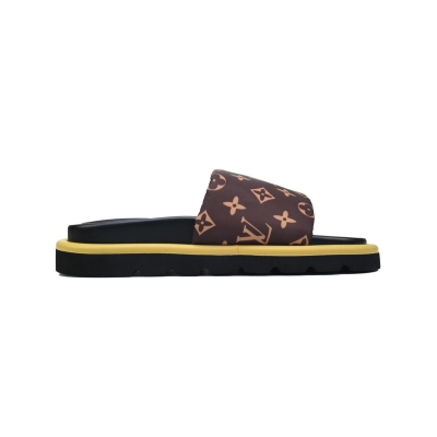  Brown Yellow Label LOUIS VUITTON Velcro Pool Slides Pool Pillow Comfort 02