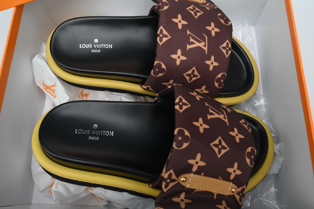 Brown Yellow Label LOUIS VUITTON Velcro Pool Slides Pool Pillow Comfort