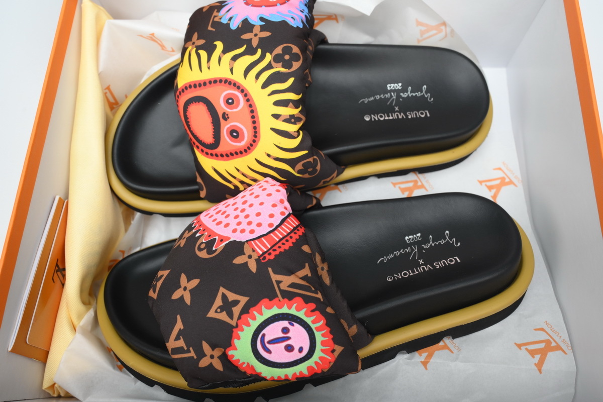  Sun Brown LOUIS VUITTON Velcro Pool Slides Pool Pillow Comfort