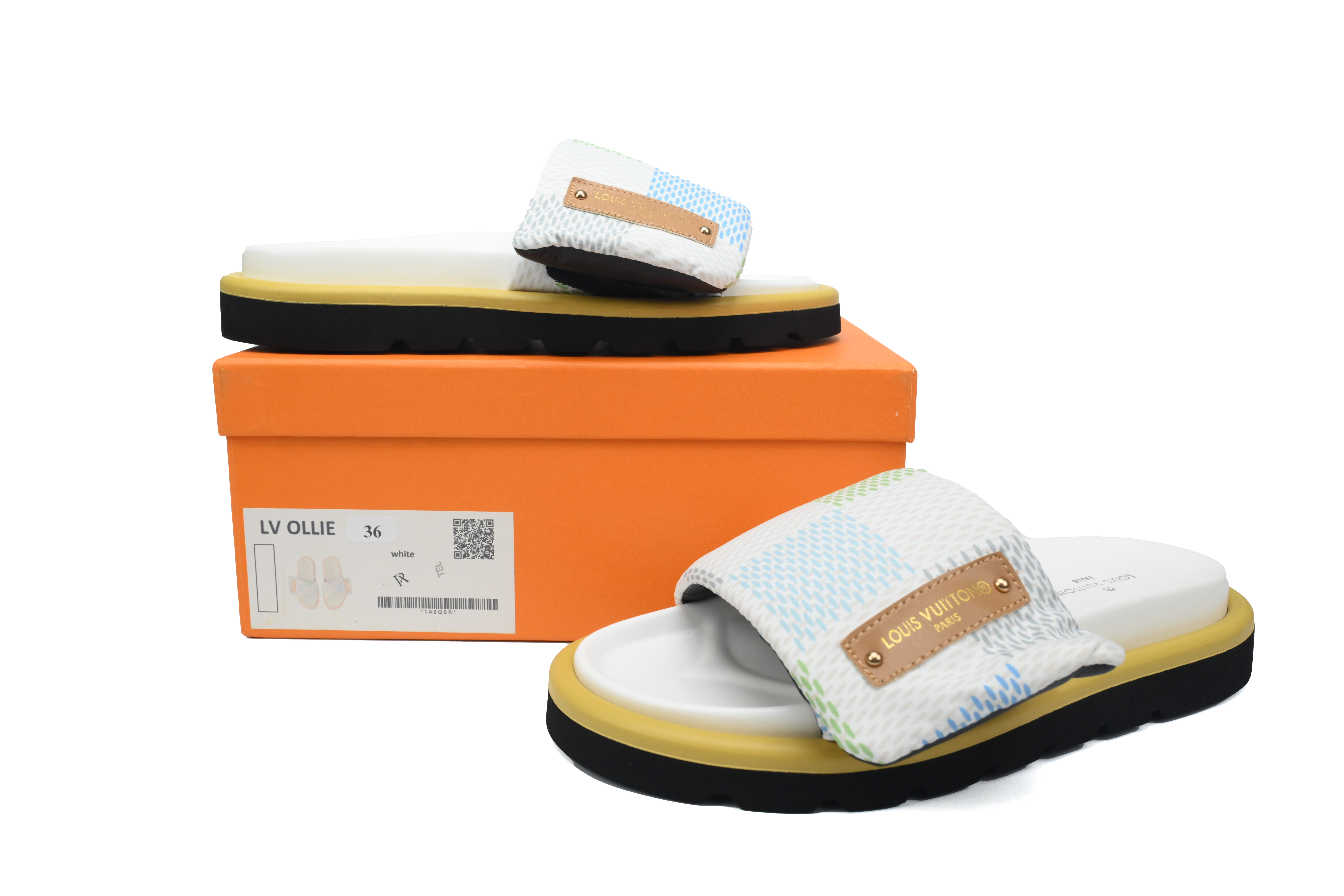  White Color Grid LOUIS VUITTON Velcro Pool Slides Pool Pillow Comfort