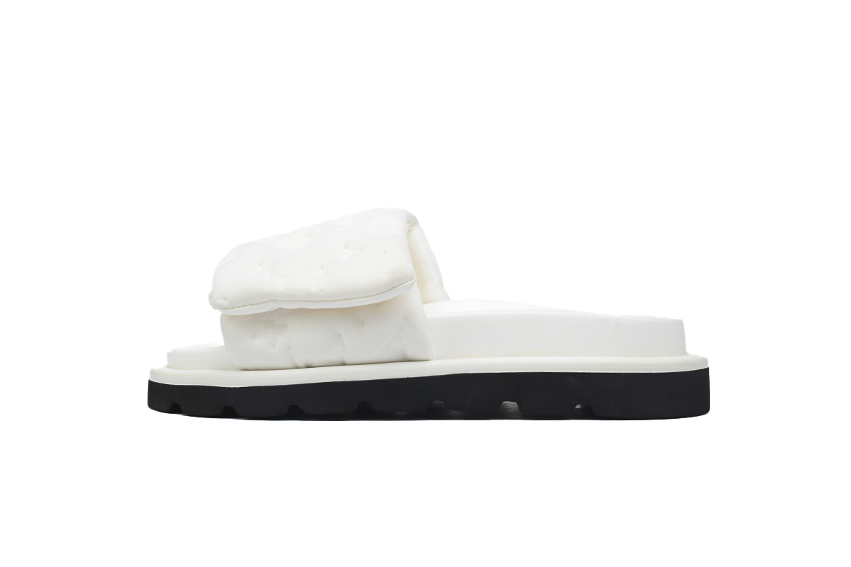  White LOUIS VUITTON Velcro Pool Slides Pool Pillow Comfort