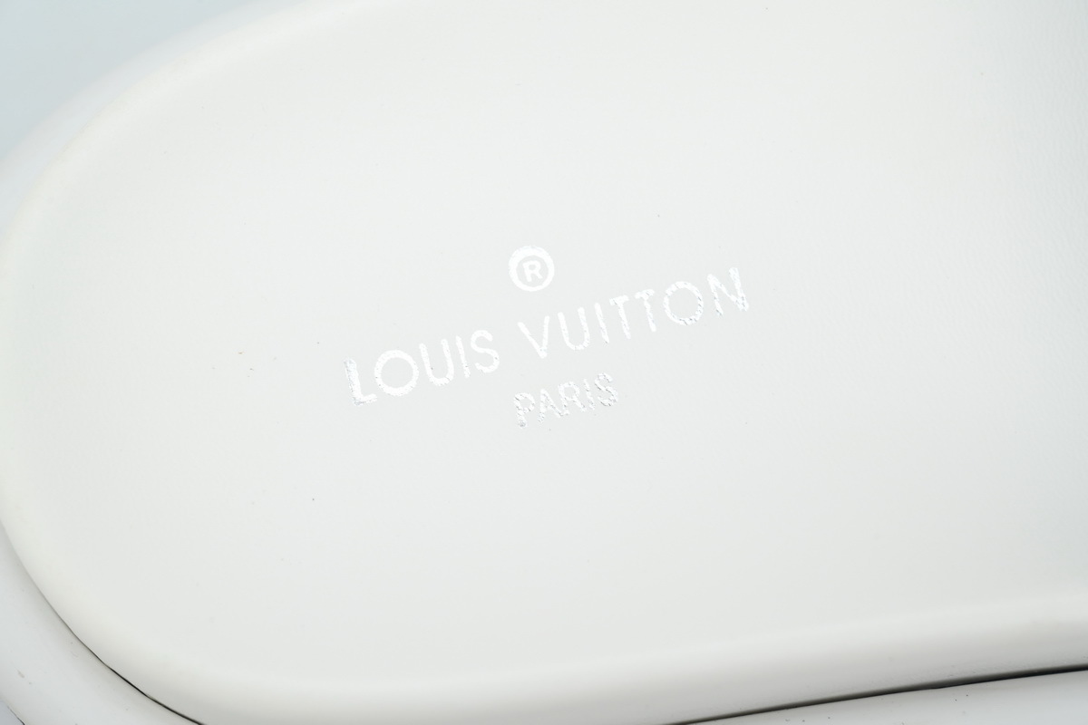  White Yellow Label LOUIS VUITTON Velcro Pool Slides Pool Pillow Comfort