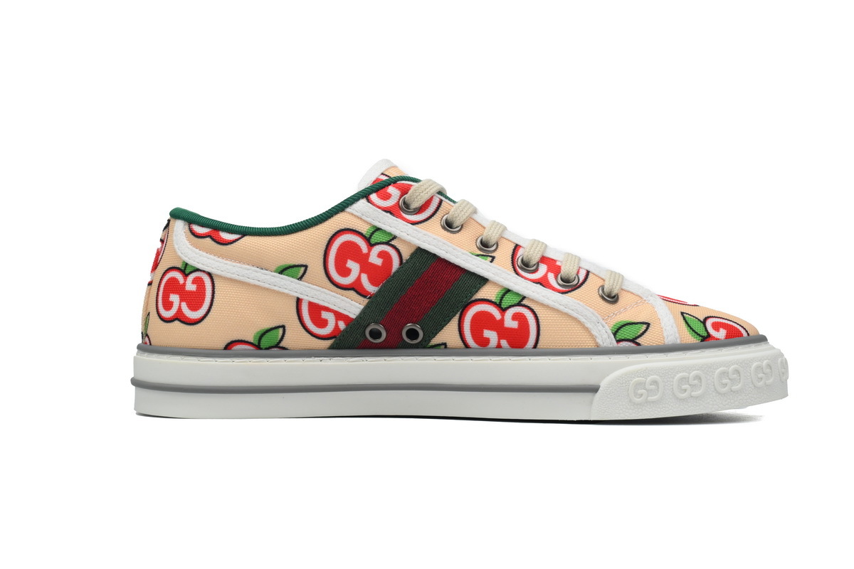 Beige Gucci 1977 Sneakers Gucci Tennis Canvas GG Apple print low-top fashion sneakers