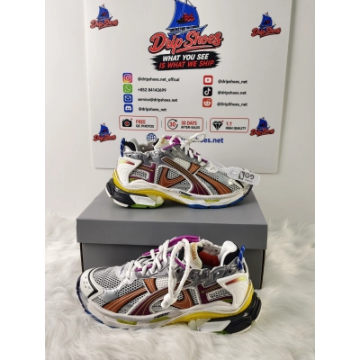 Balenciaga Runner Sneaker Color Orange Powder 772767 W3RBW 9168 02