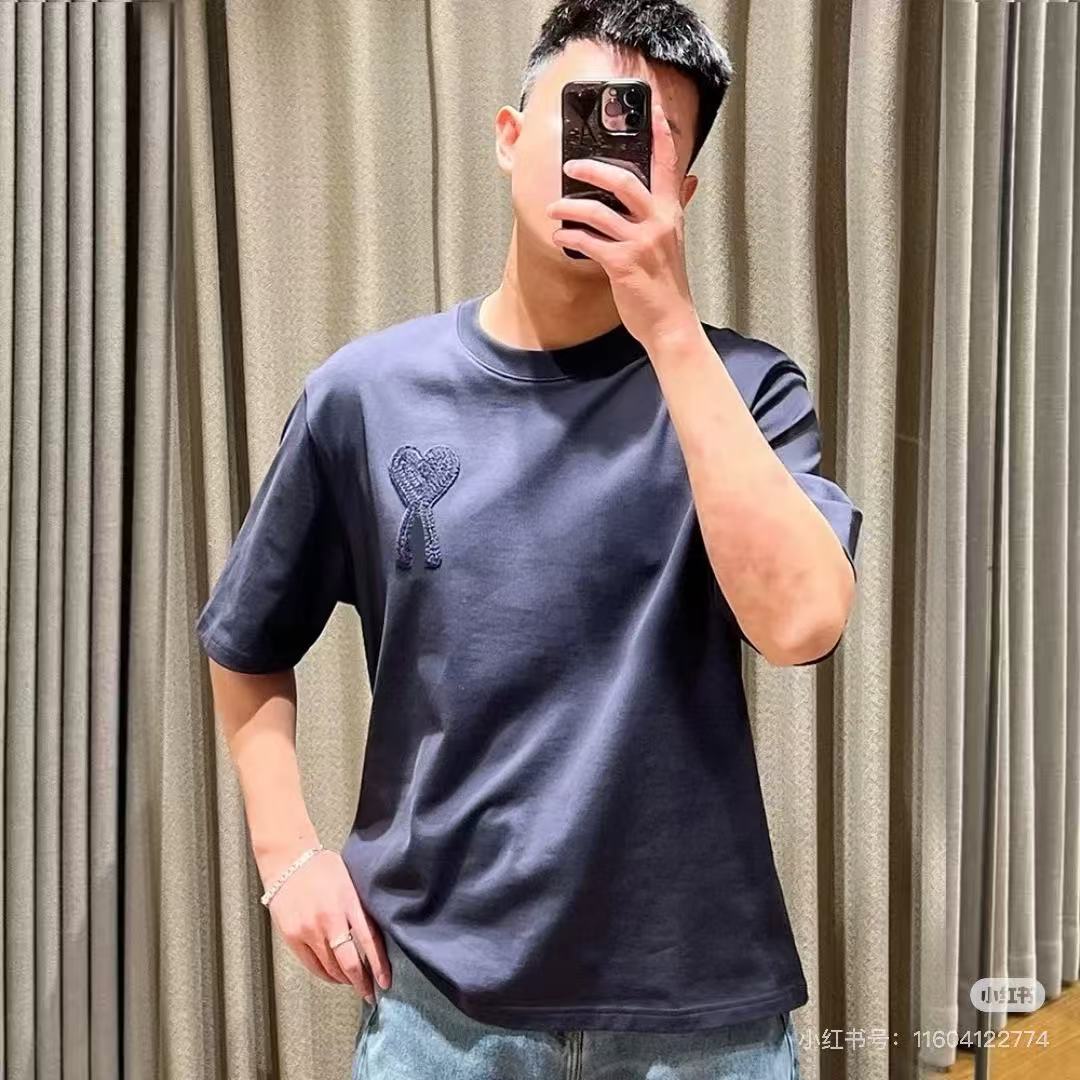 Ami Shirt Minimalist 3D Heart Embroidery Logo Tee 2