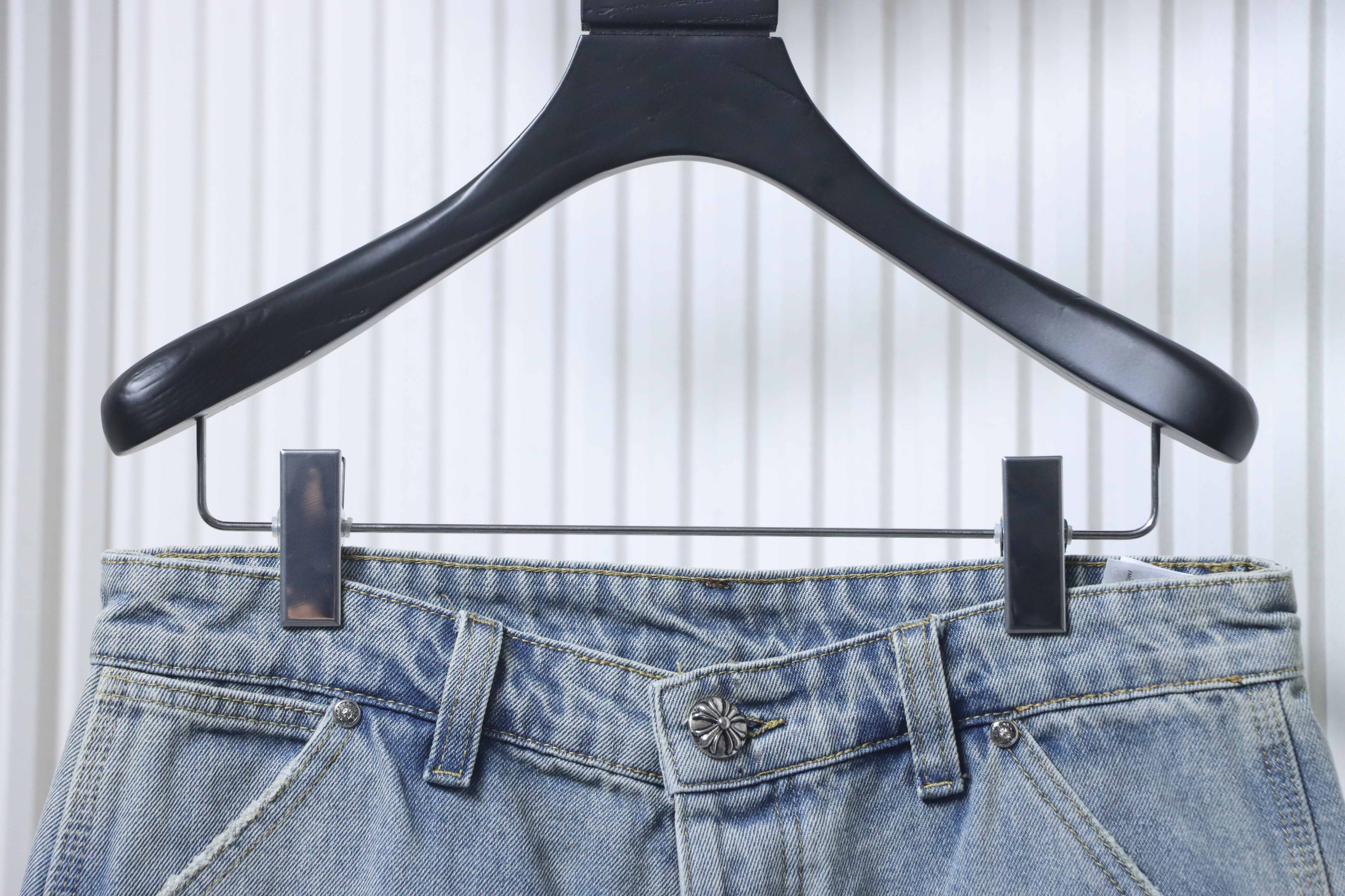 Chrome Hearts Cross Leather Patch Cargo Denim Shorts 3