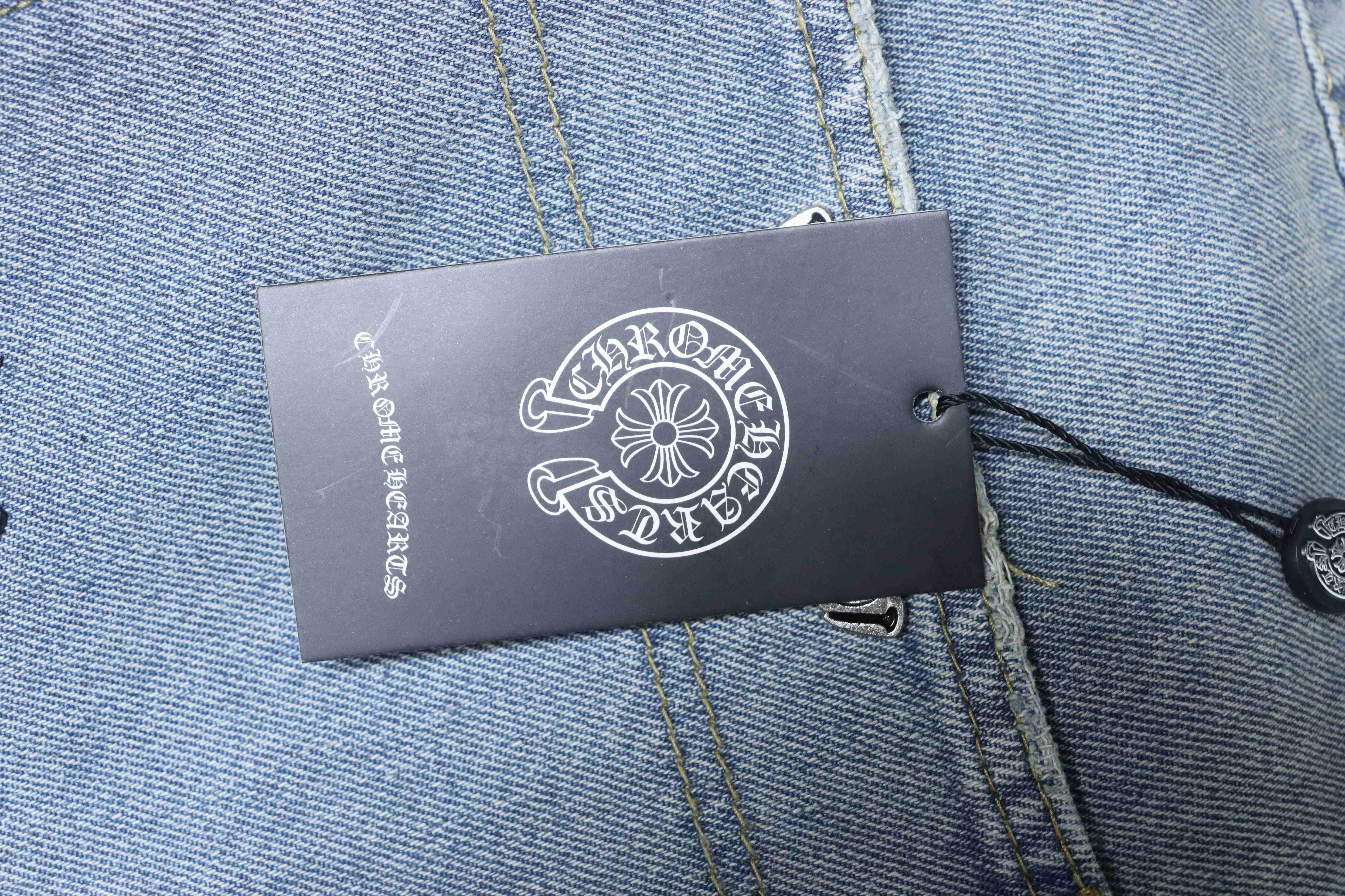 Chrome Hearts Cross Leather Patch Cargo Denim Shorts 3