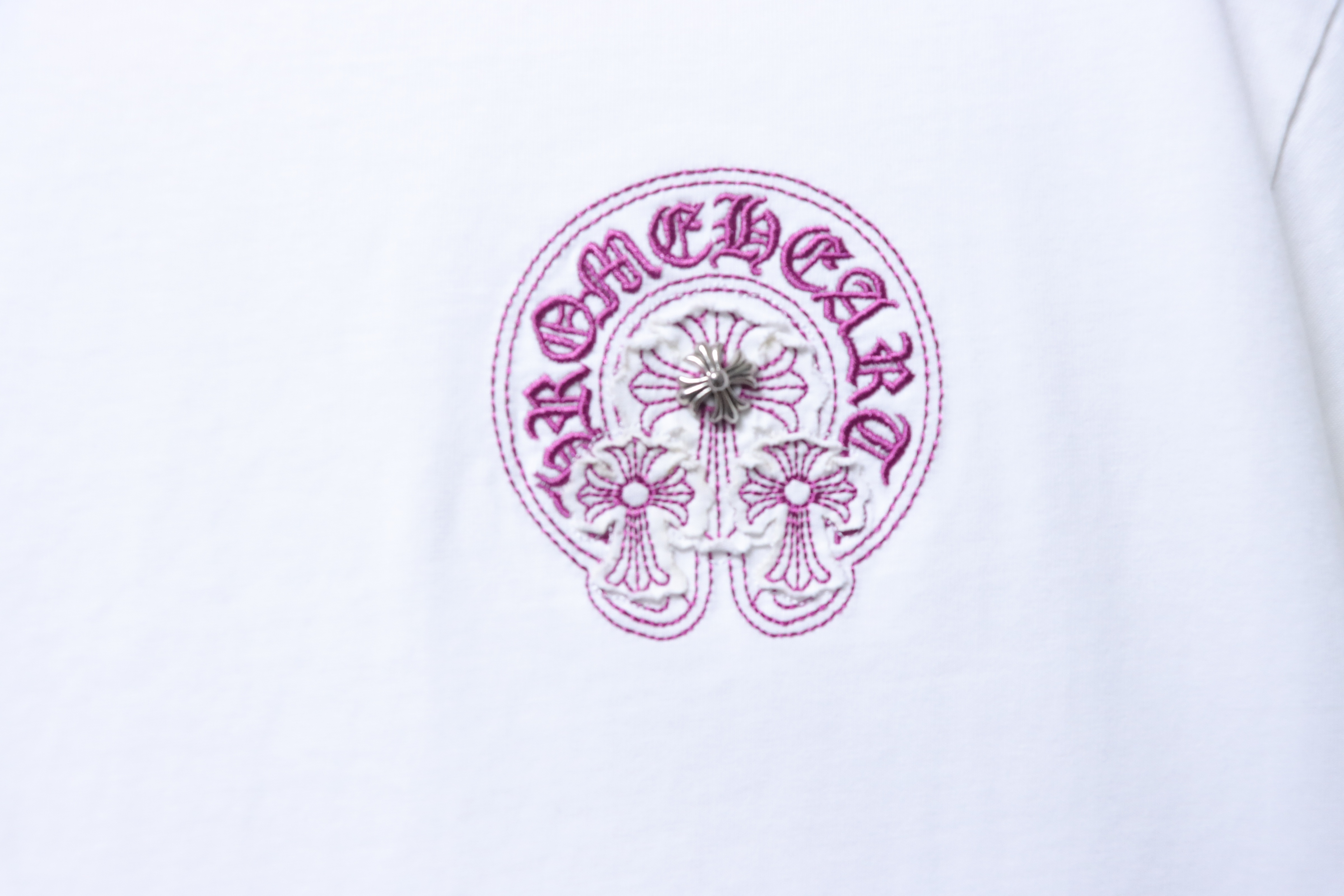 Chrome Hearts White Horseshoe Cross Burnout Patch Distressed T-Shirt 