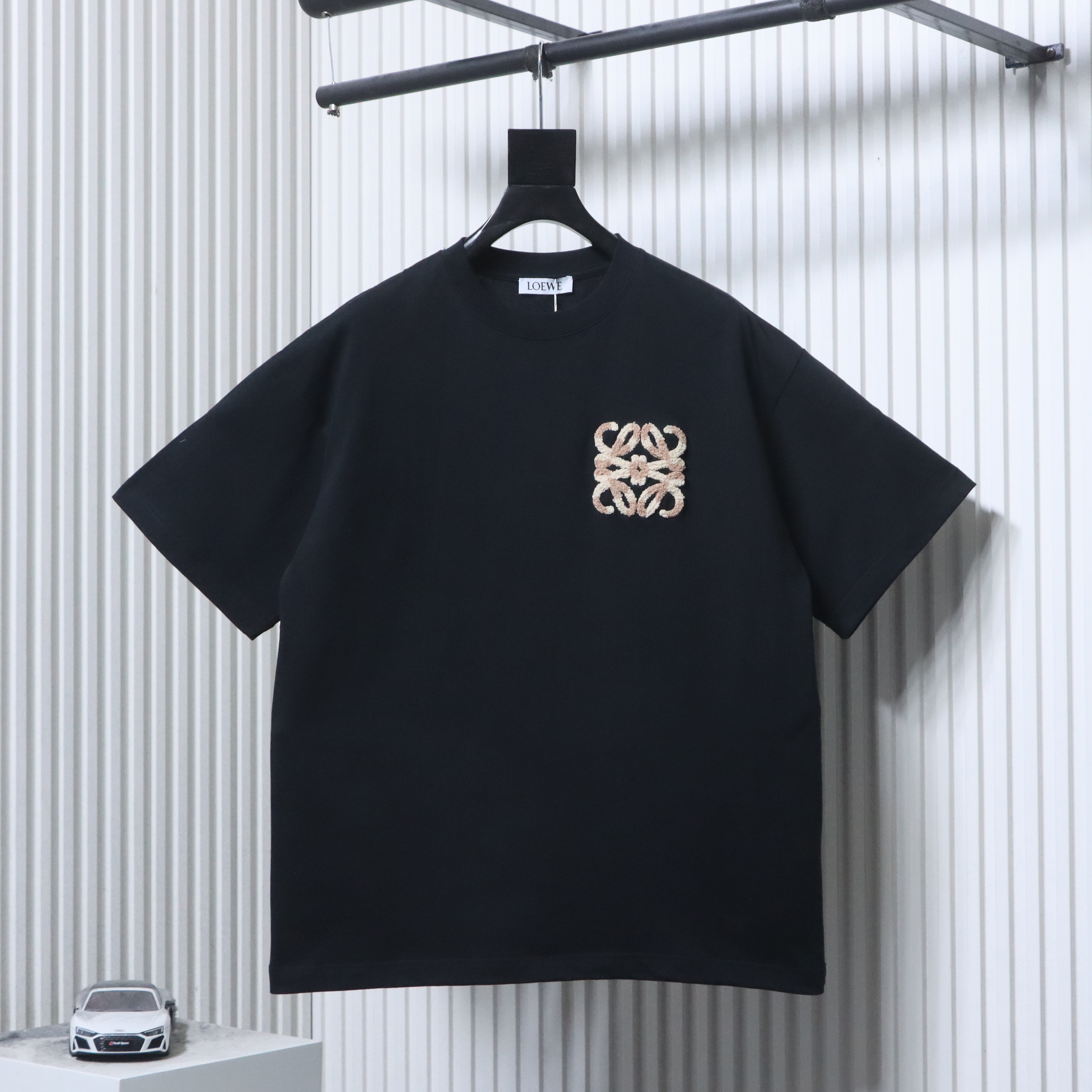LOEWE 25SS Towel Embroidery Black Tee Chest Logo