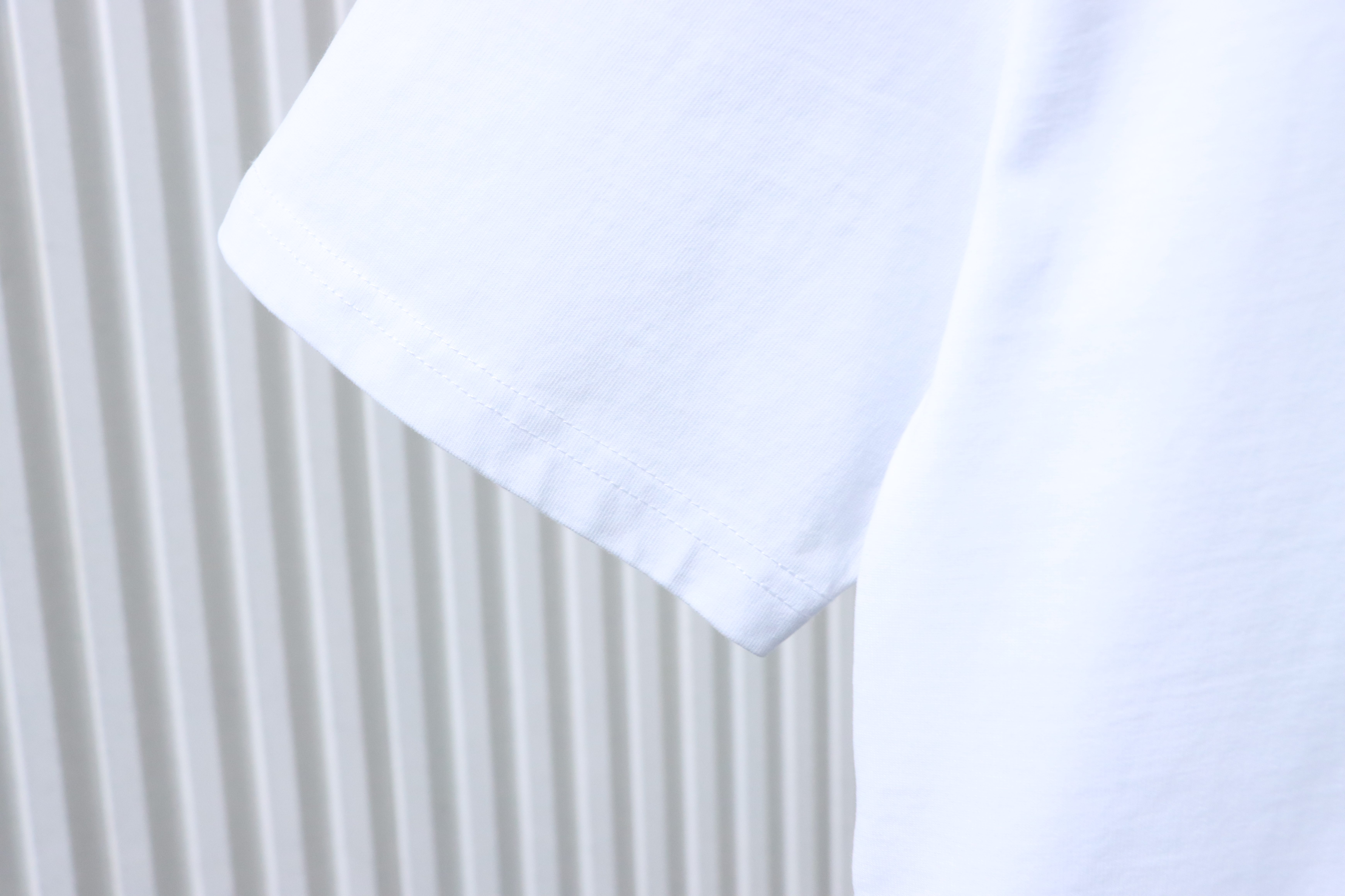 Loewe 26SS White T-Shirt Front Back White Embroidery Woven Pattern