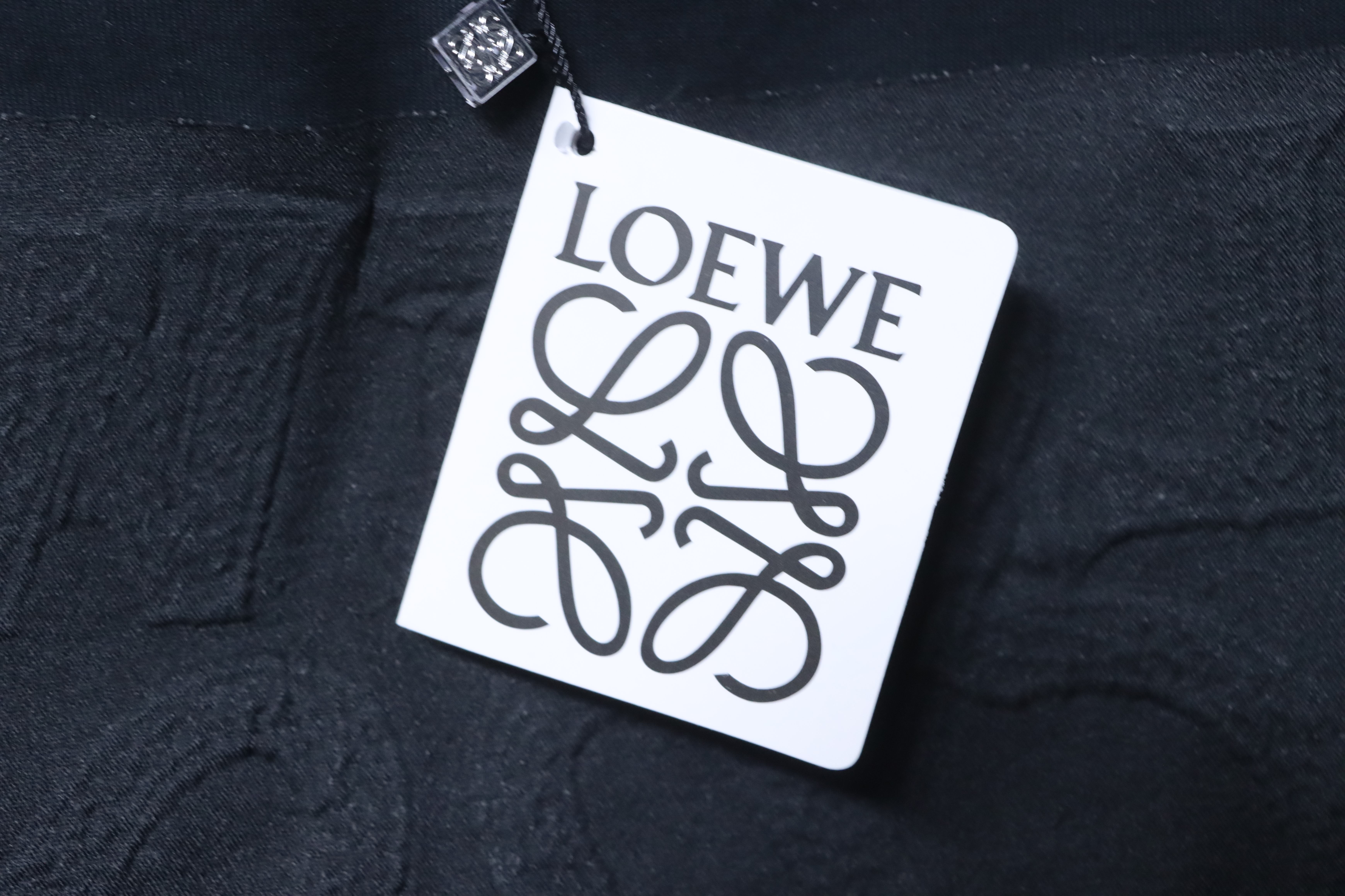 Loewe 26SS Dark Pattern Woven Embroidery Black Tee Black Stitch