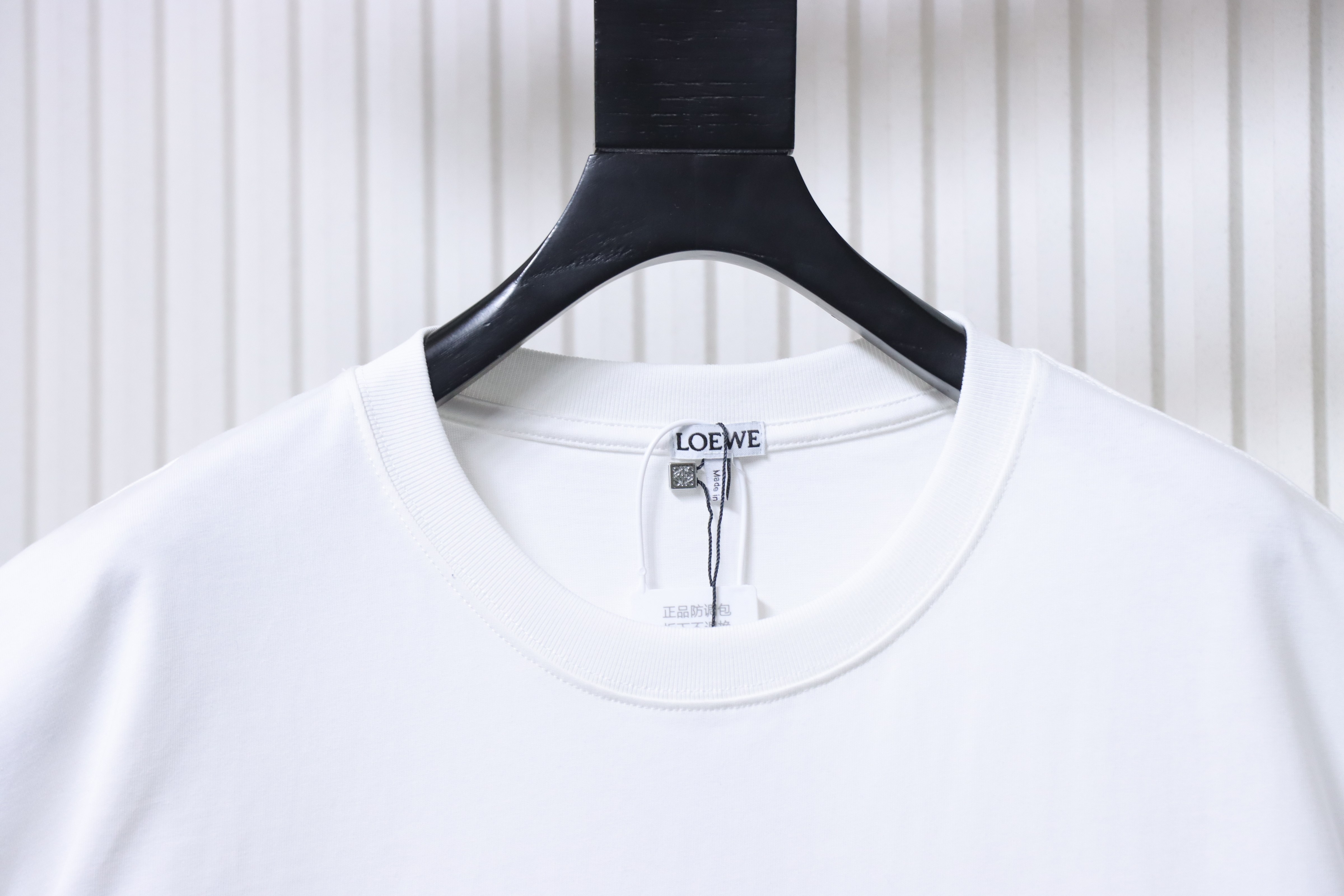 Loewe 26SS Offset Logo Embroidery Short Sleeve White Tee