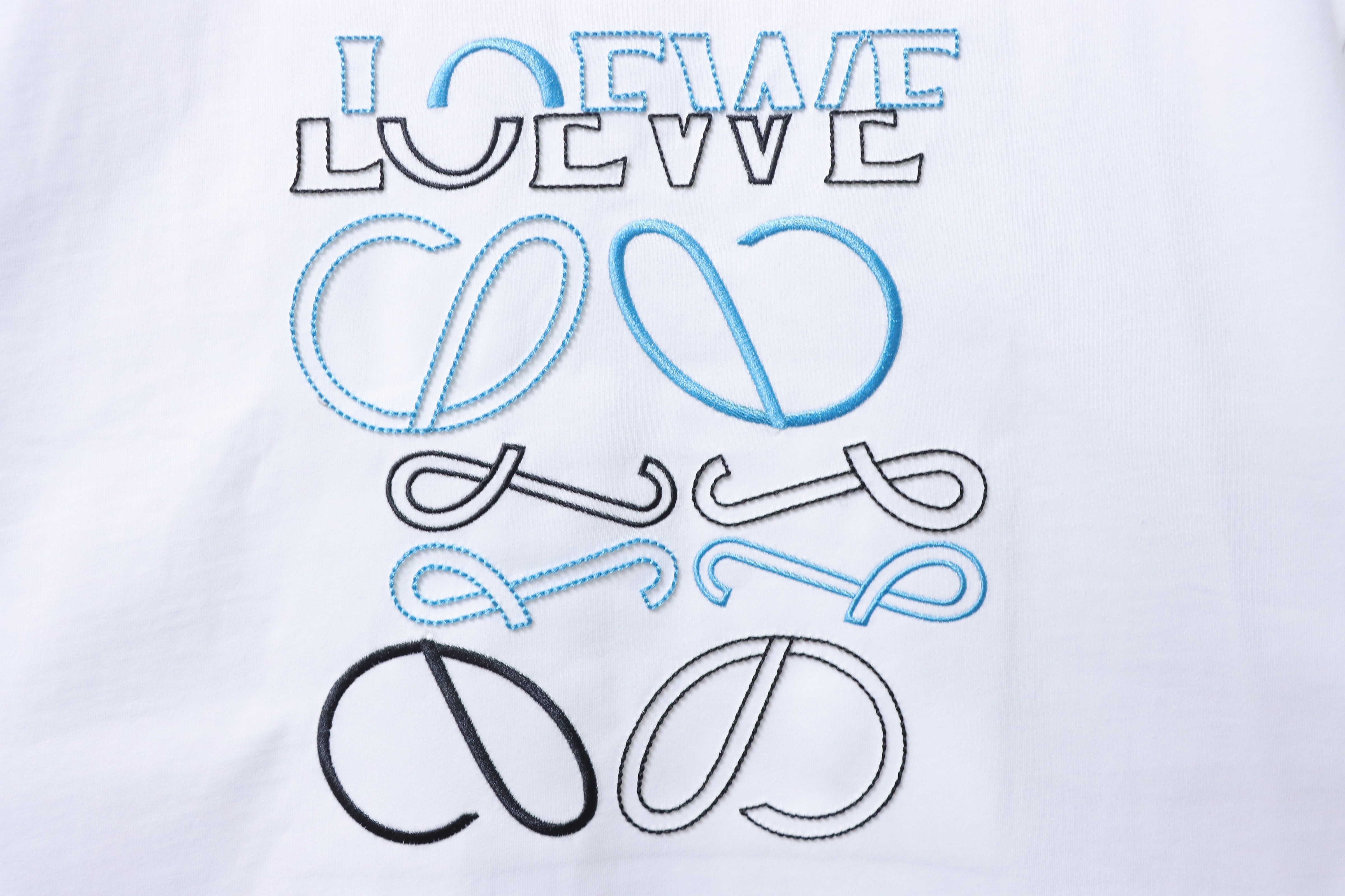 Loewe 26SS Offset Logo Embroidery Short Sleeve White Tee