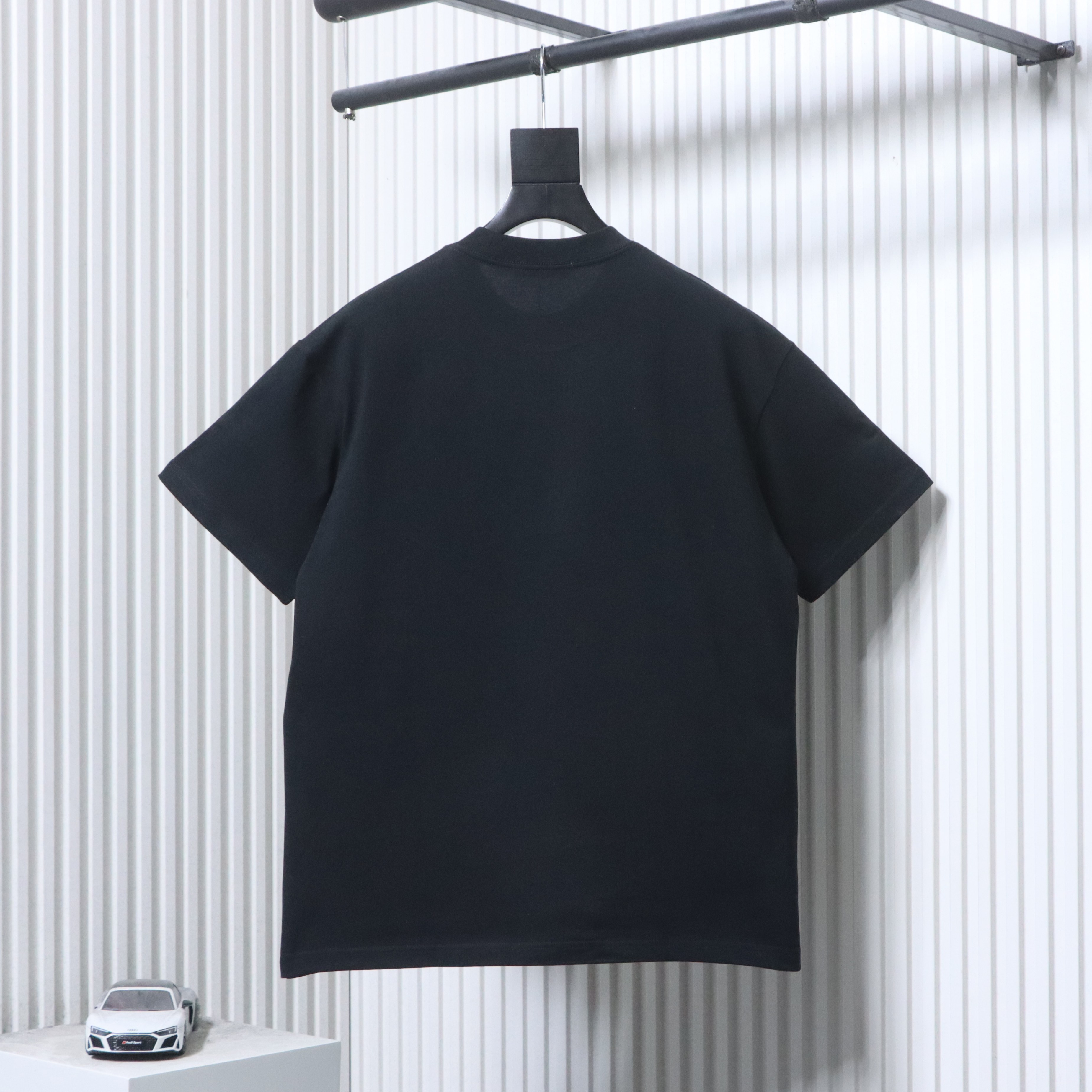 LOEWE Dark Pattern Embroidery Black Tee Black Logo