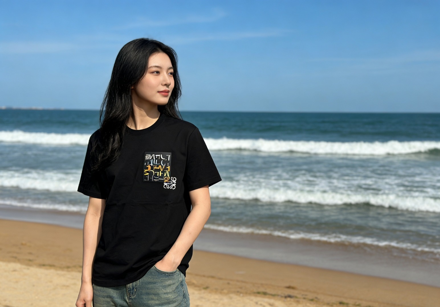 Loewe Fake Pocket Offset Letter Black Tee Side Color Print