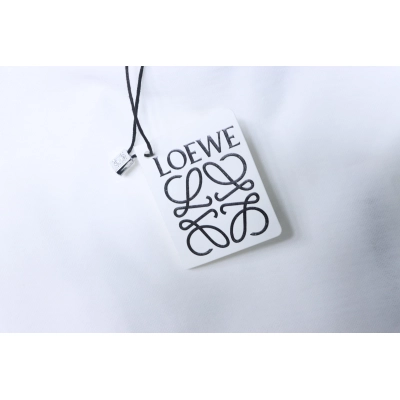 Loewe x On Collaboration White T-Shirt Chest Pocket Zipper 02