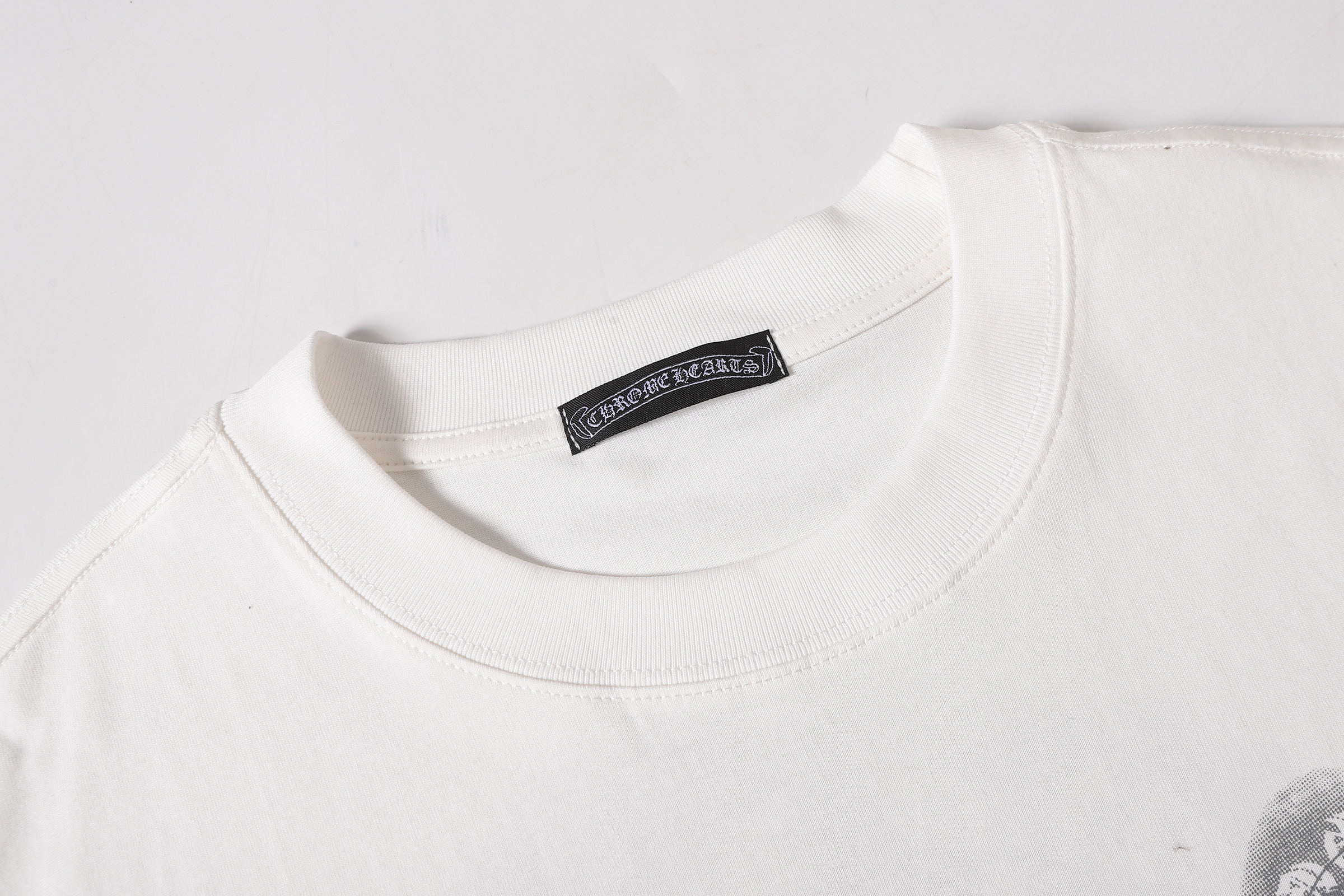Chrome Hearts White/Black Reversible Spray Paint Horseshoe Logo Short Sleeve T-Shirt