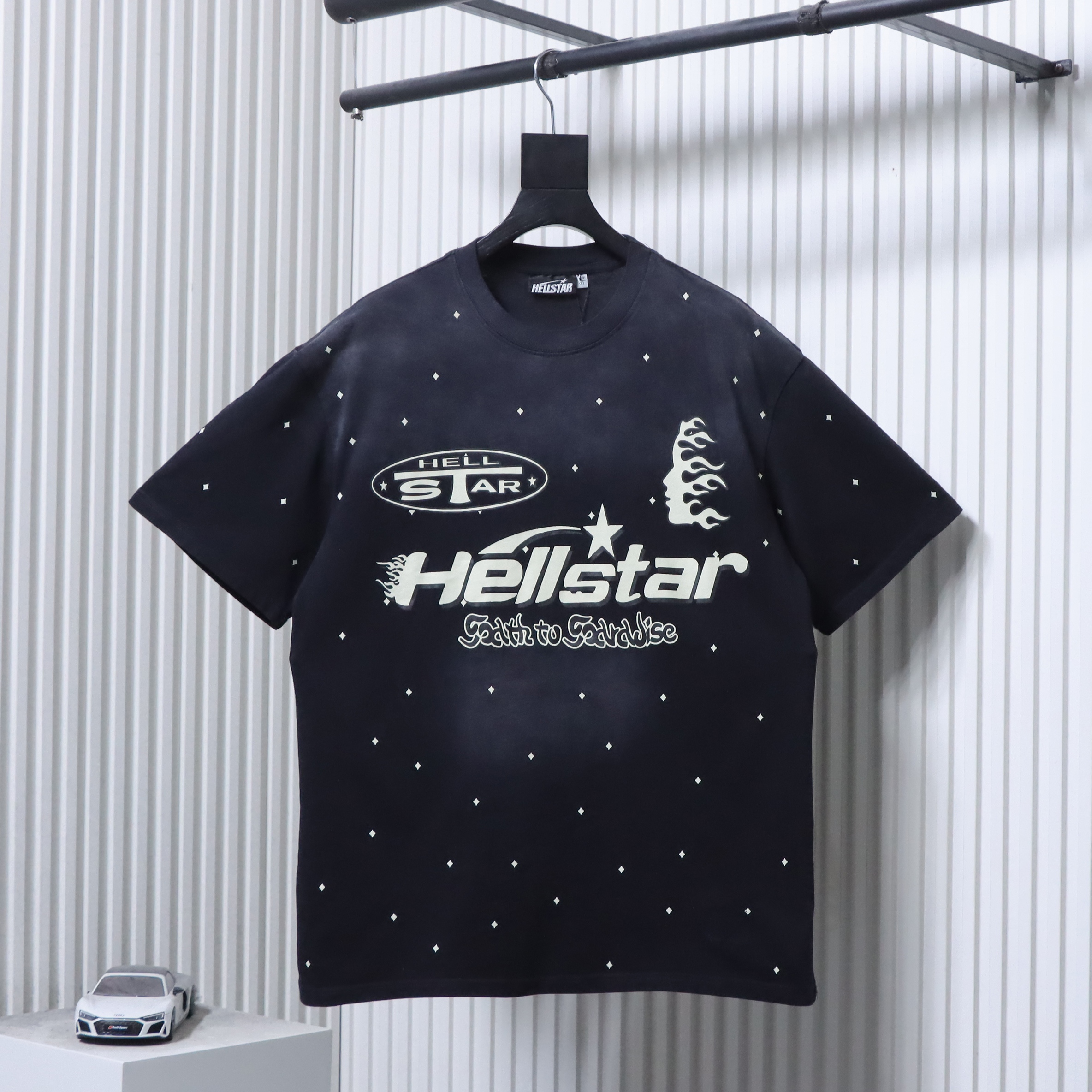 Hellstar  Health Style Sequin Letter Short Sleeve