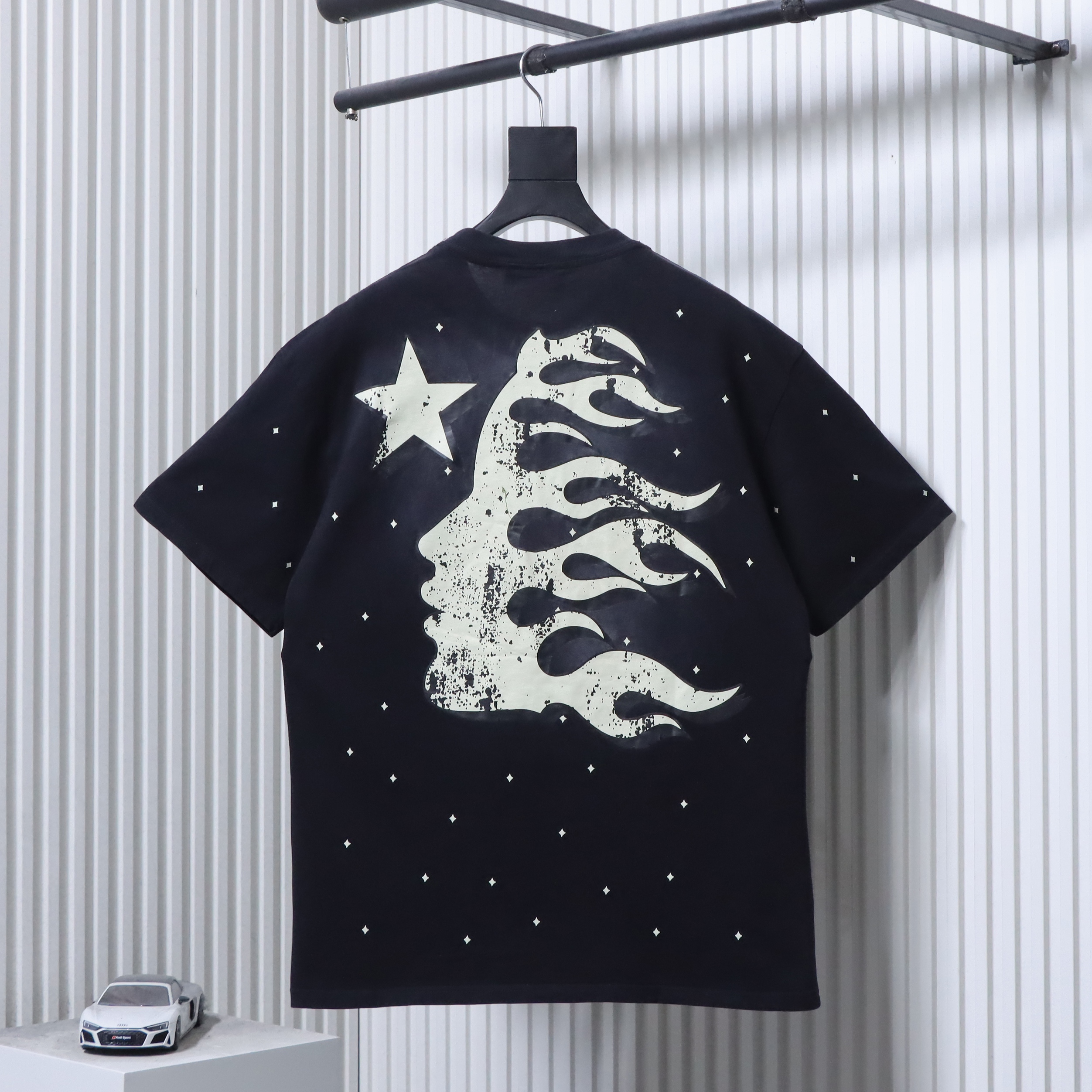 Hellstar  Health Style Sequin Letter Short Sleeve