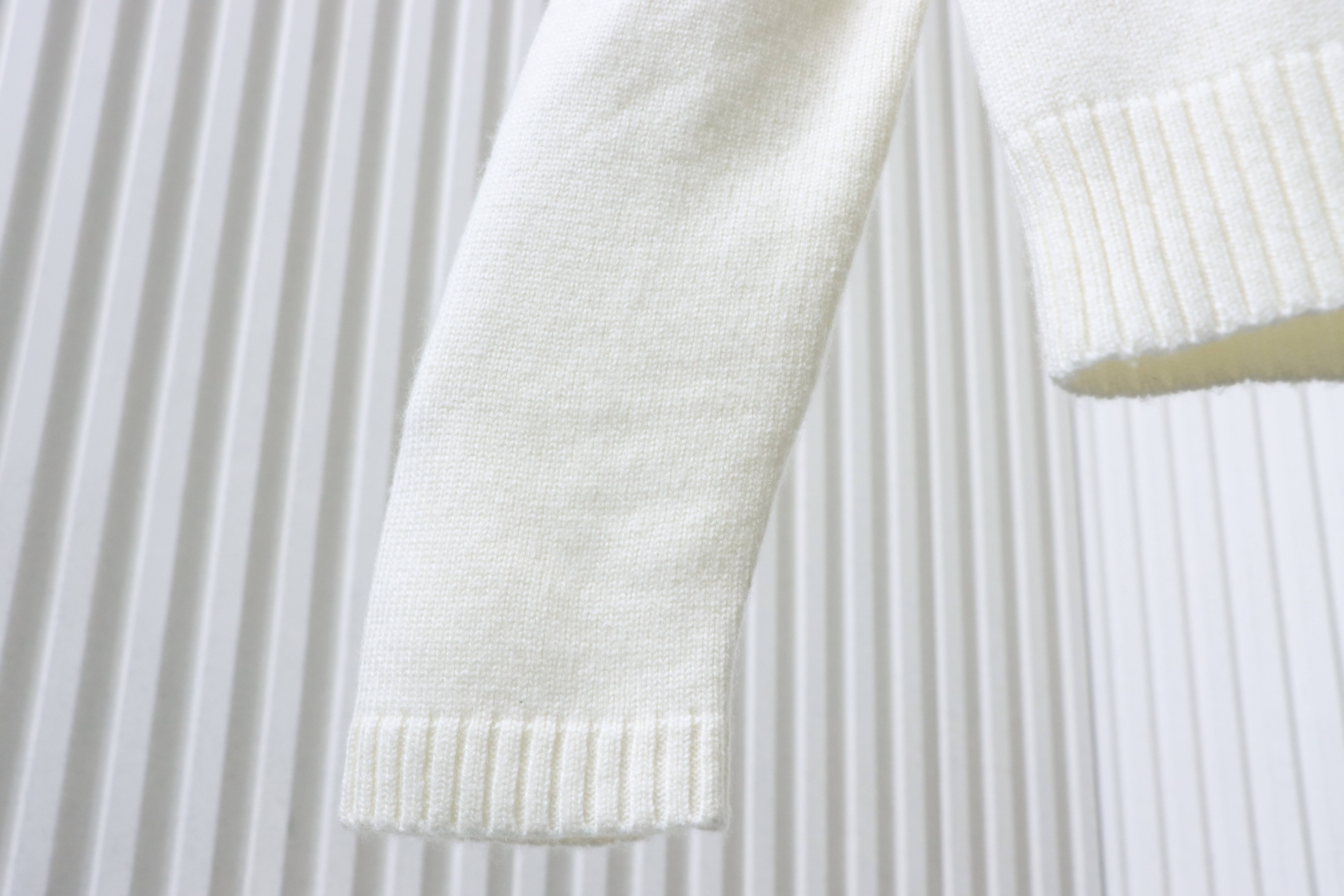Christian Dior Pegasus Embroidered Cashmere Knit Sweater