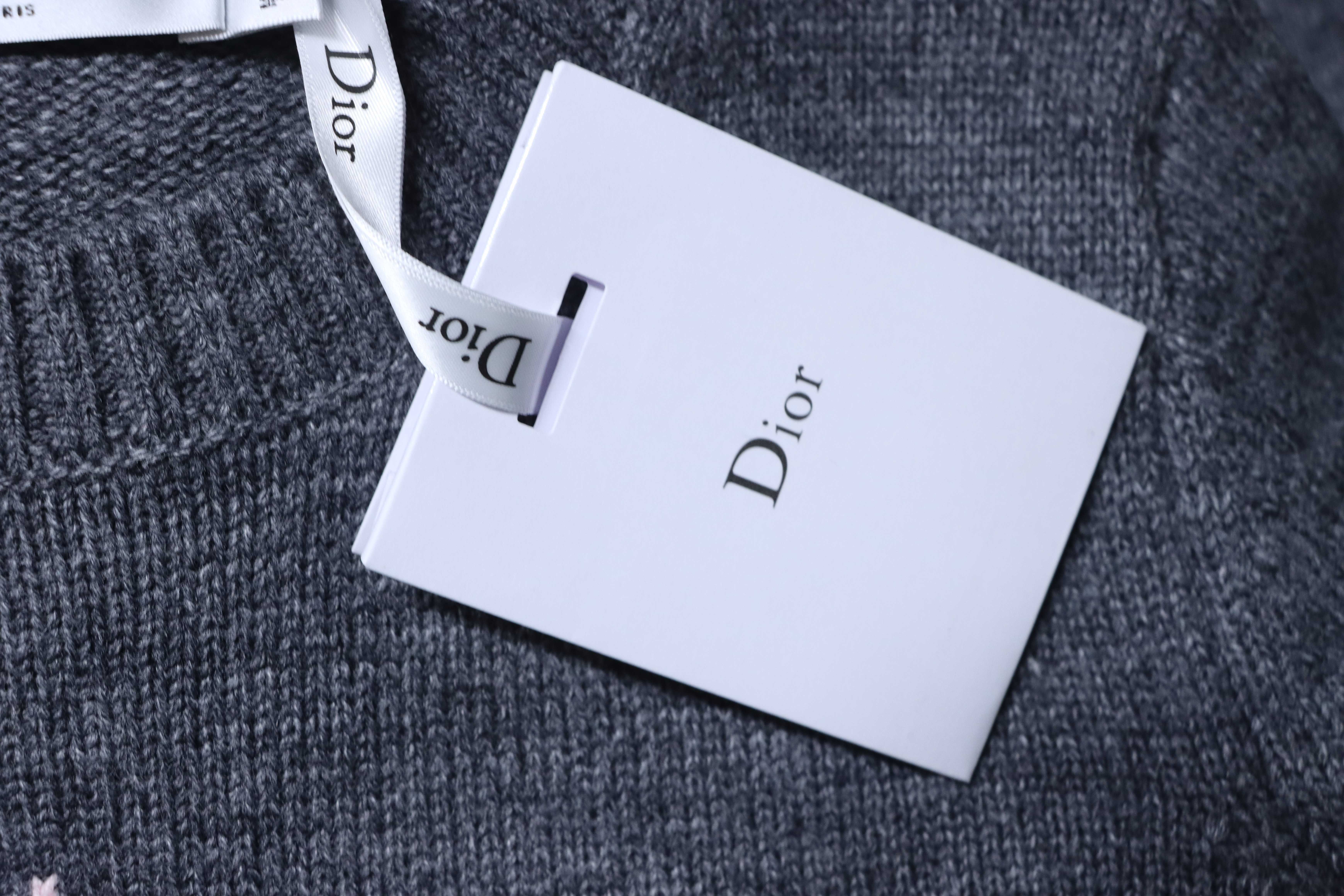 Christian Dior Star Fine Knit Long Sleeve Sweater