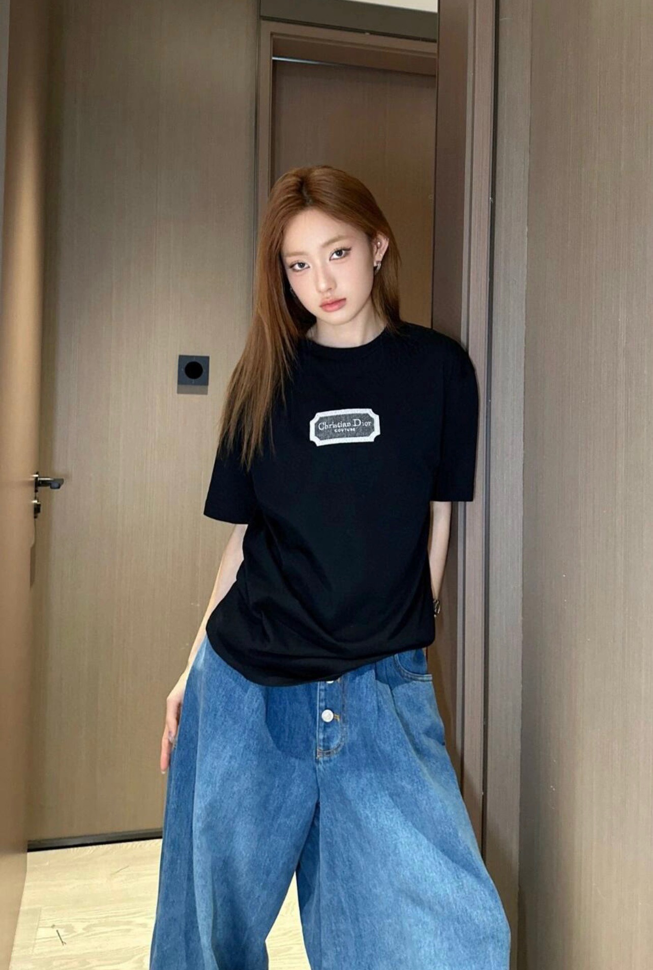 Dior 23SS Embroidered Silver Logo Short Sleeve T-Shirt