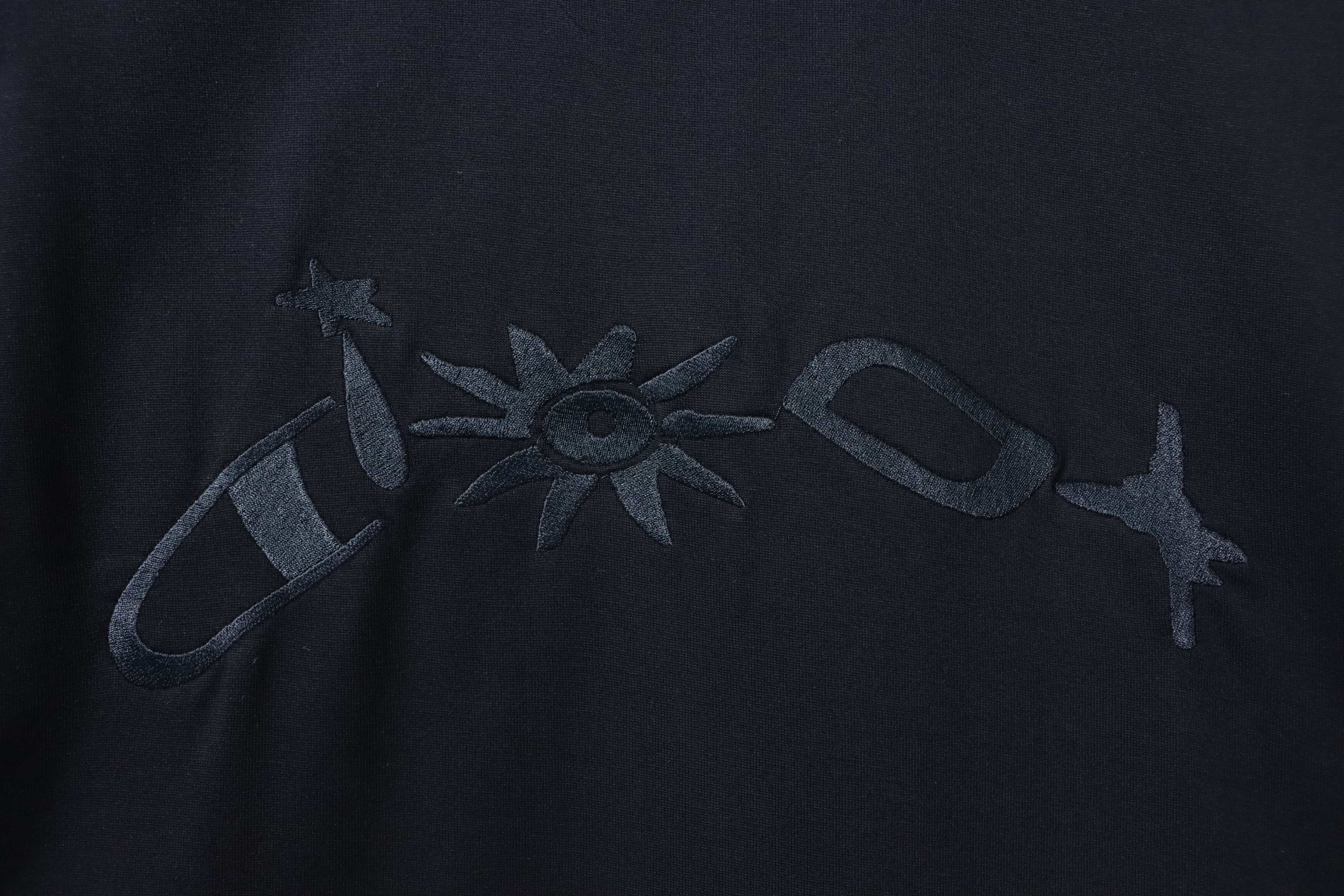 Dior Distressed Letter Embroidered Short Sleeve T-Shirt