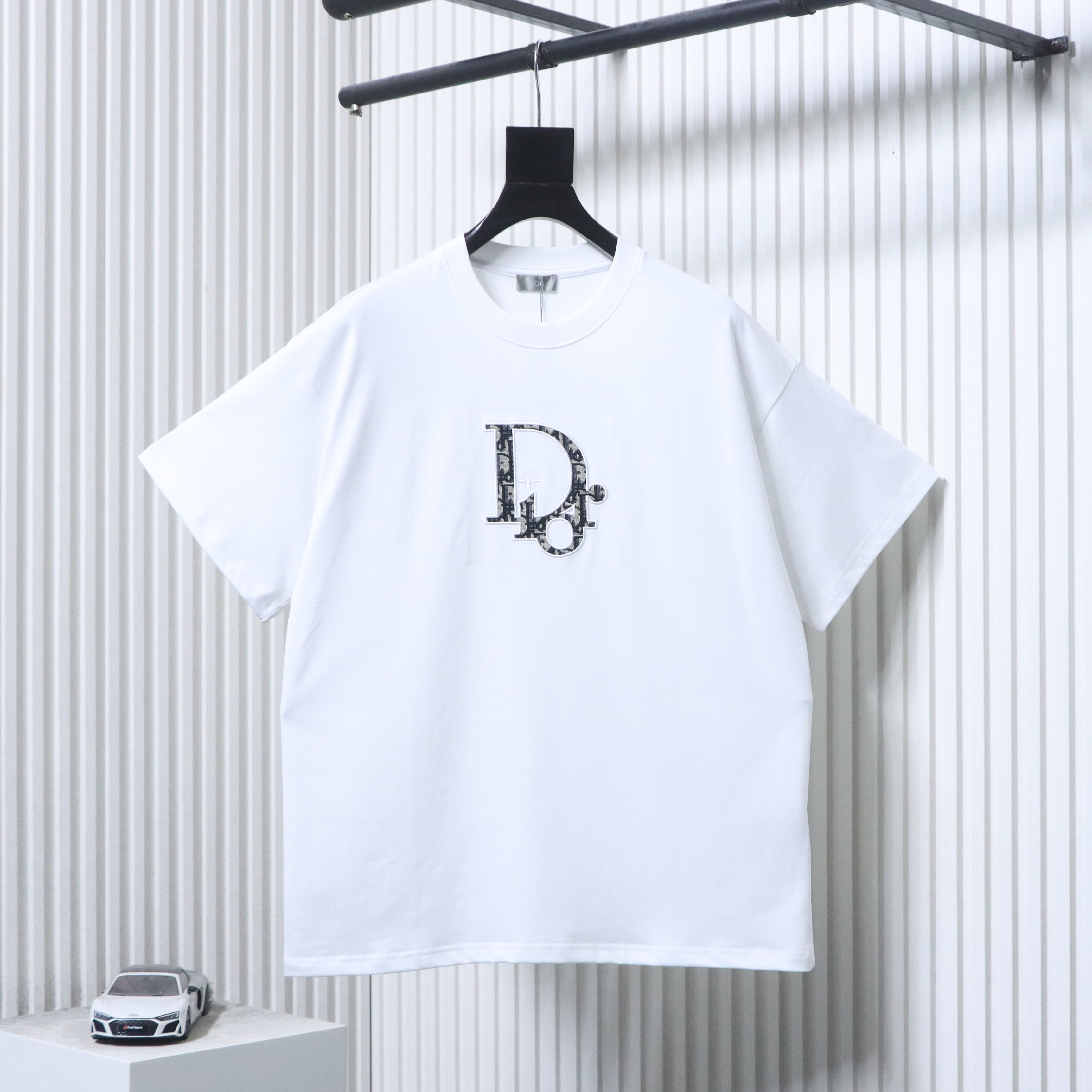 Dior Monogram Patch Embroidered Short Sleeve T-Shirt