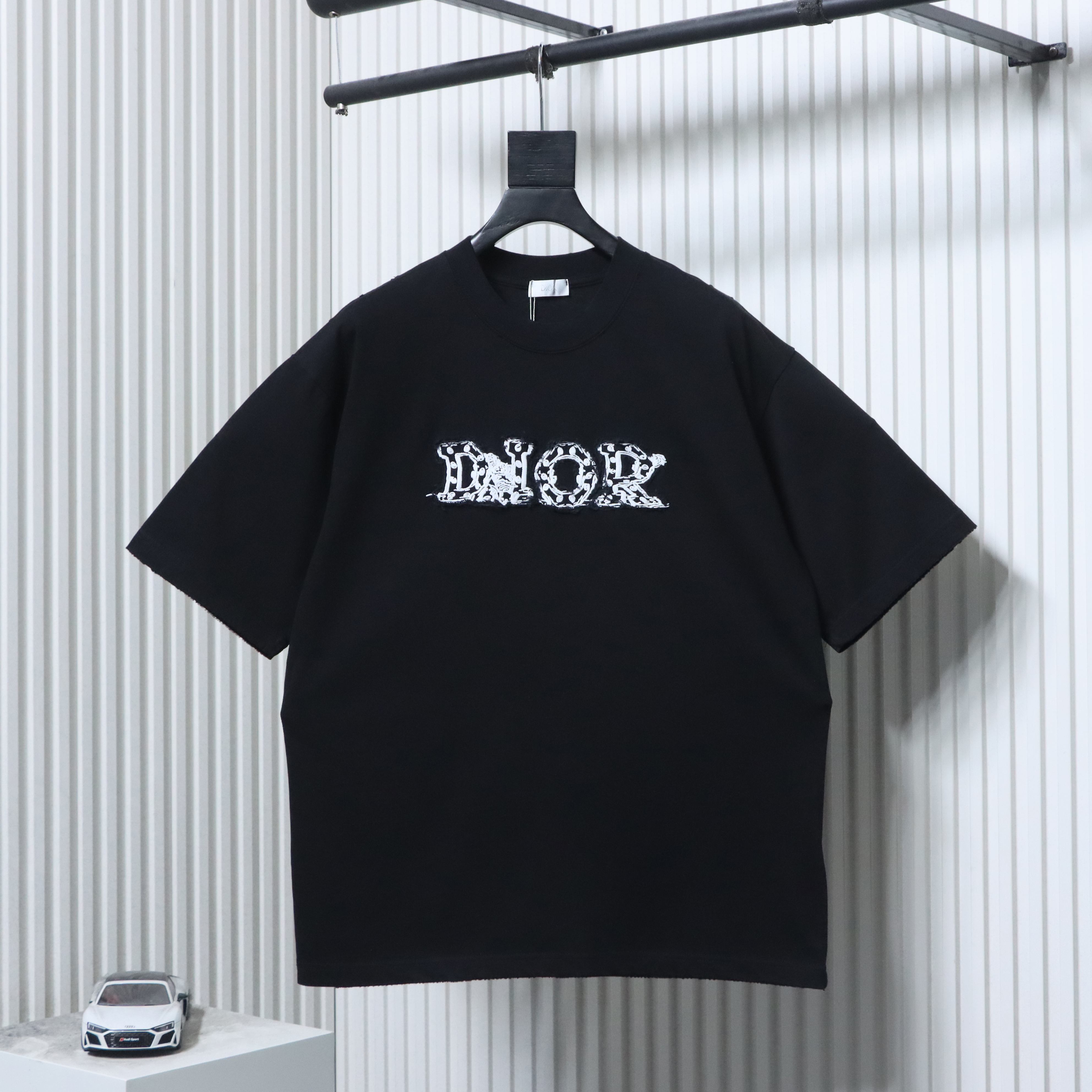 DIOR New Distressed Patch Letter Embroidered Short Sleeve T-Shirt