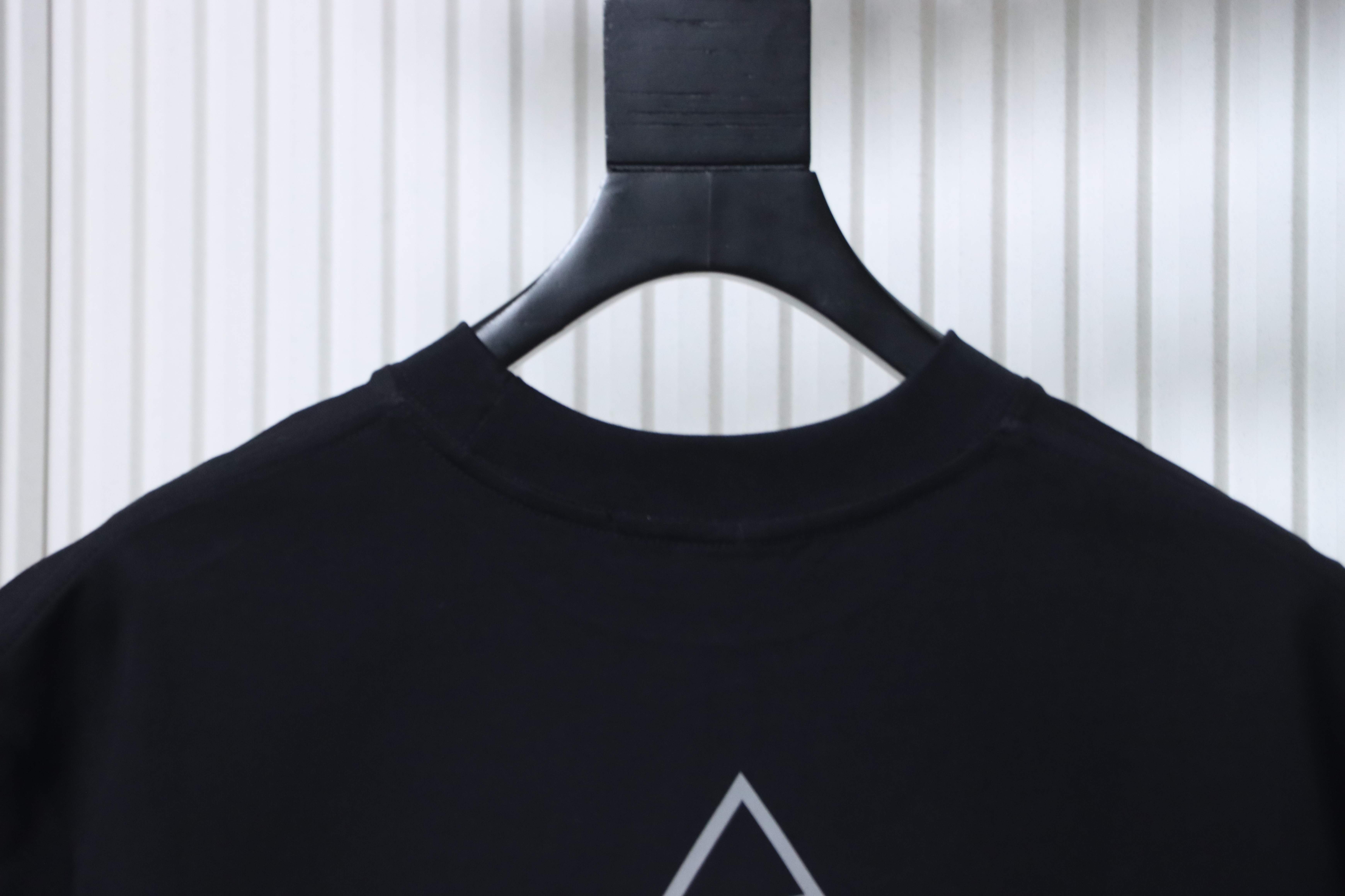 DIOR Reflective Print Triangle Icon Short Sleeve T-Shirt