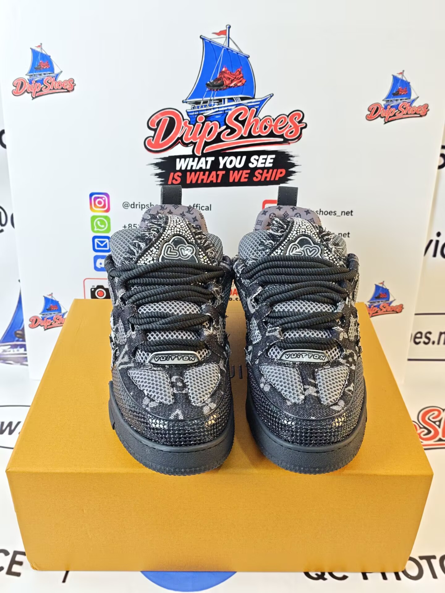 LOUIS VUITTON Skate Blackwater Diamond