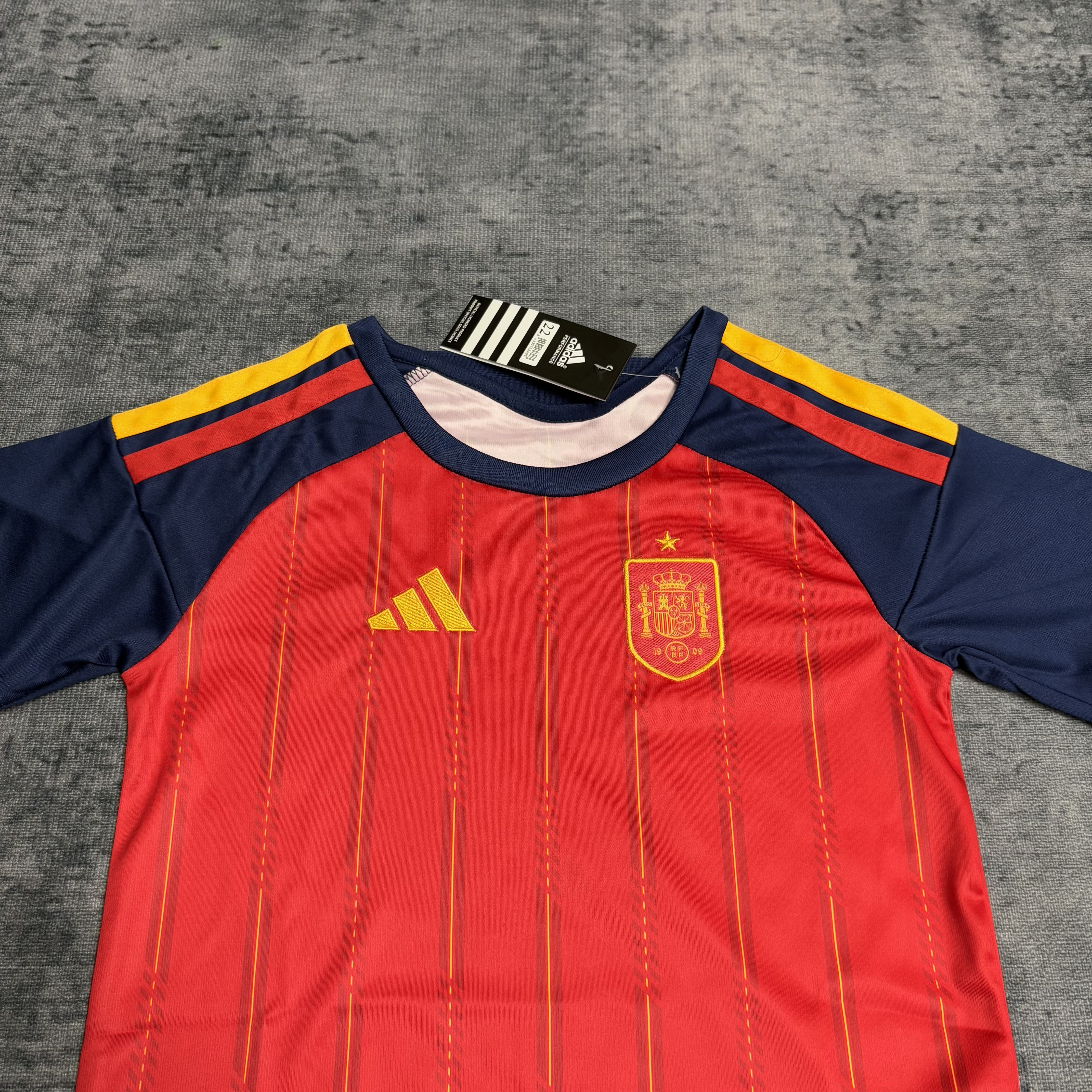 Kids 2026 Spain Home Jersey, Sizes 16-28