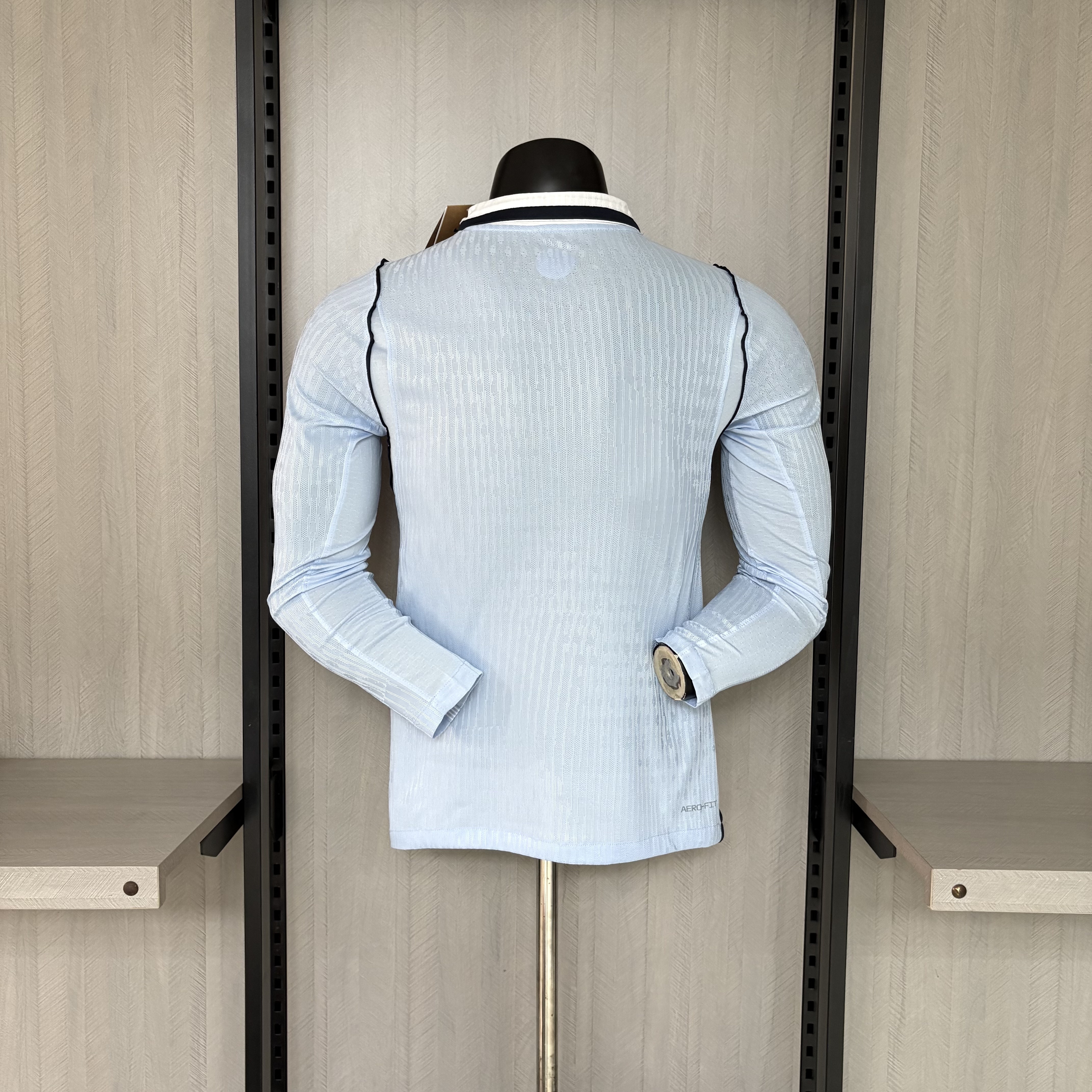 Player version long-sleeved 2026 Uruguay home jersey