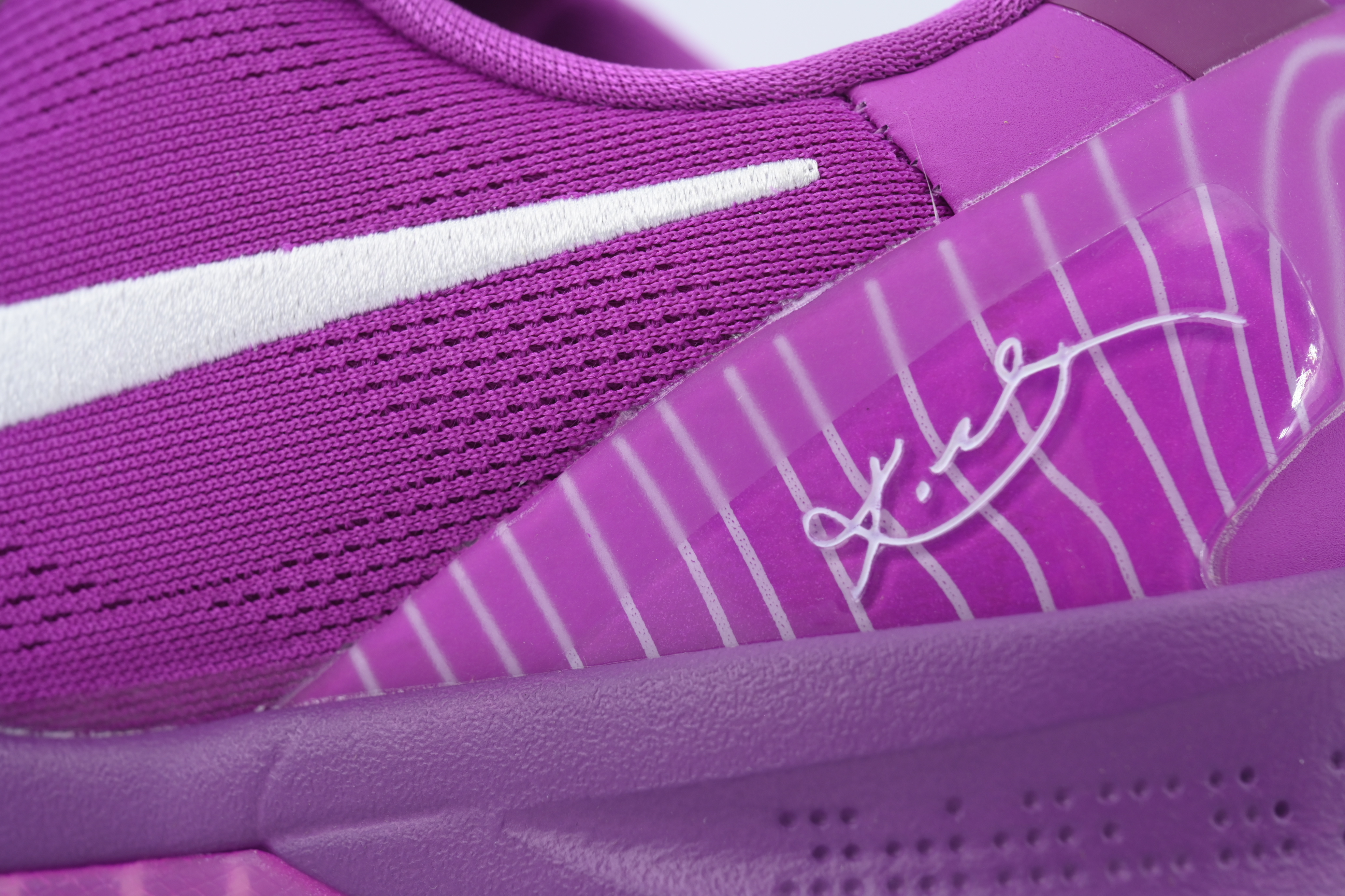 Nike Kobe 8 Protro 'EYBL' HJ7265-500
