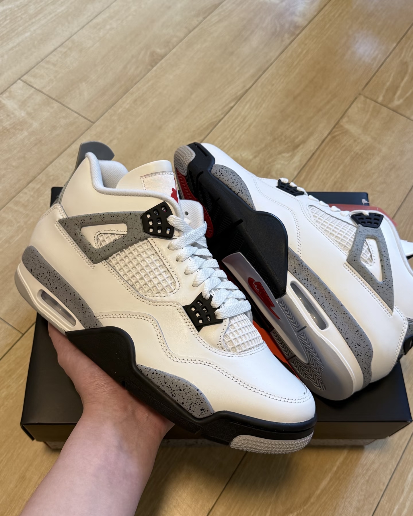  FV5029-100 Air Jordan 4 Retro OG White Cement review Antoine 00