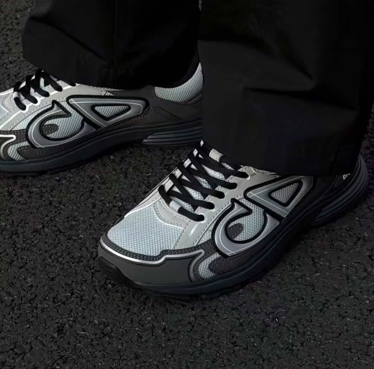 Dior 'B30' Sneakers Dark Gray 3SN27ZIR-16536  review urbanlily 01