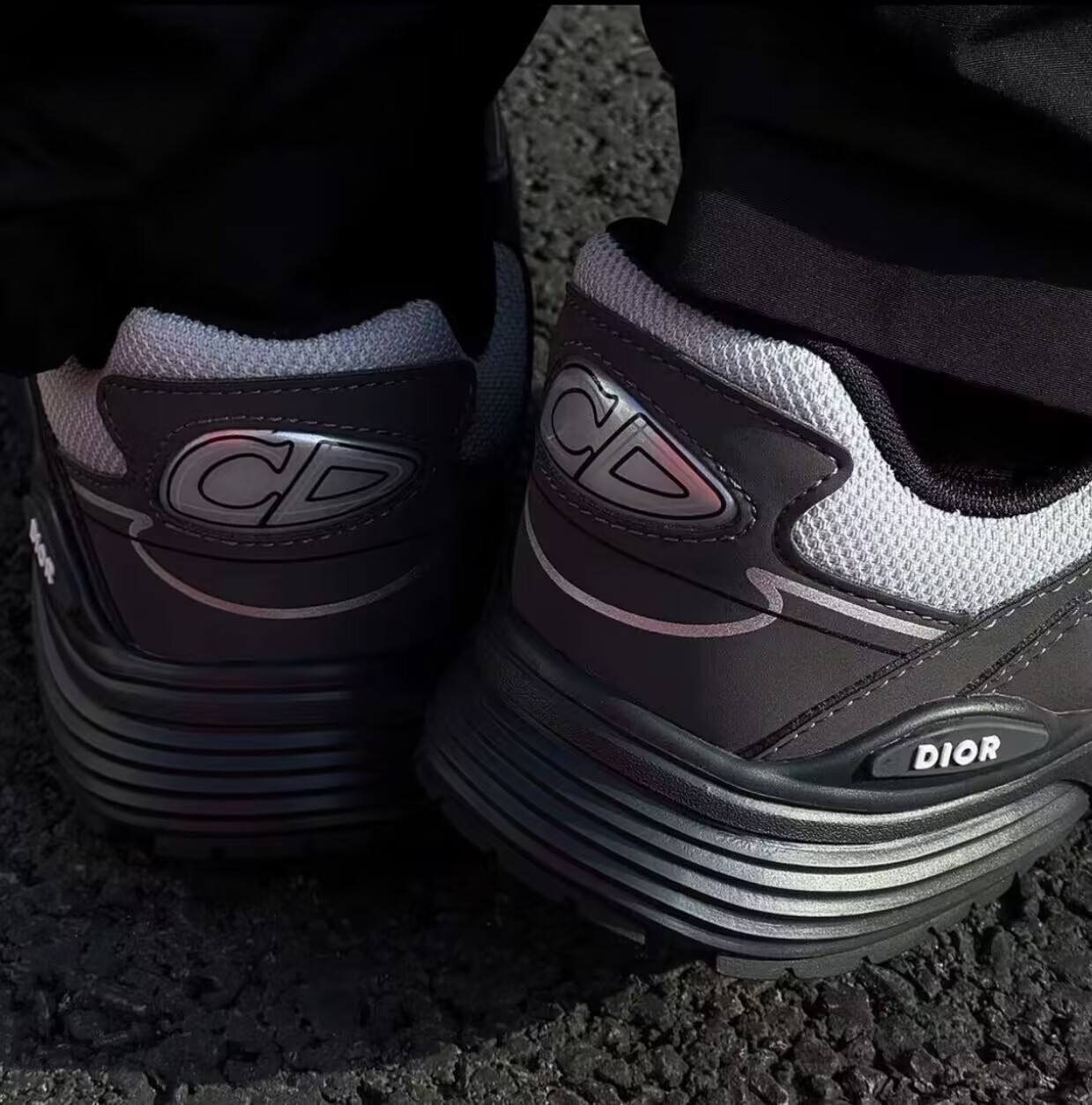 Dior 'B30' Sneakers Dark Gray 3SN27ZIR-16536  review urbanlily 02