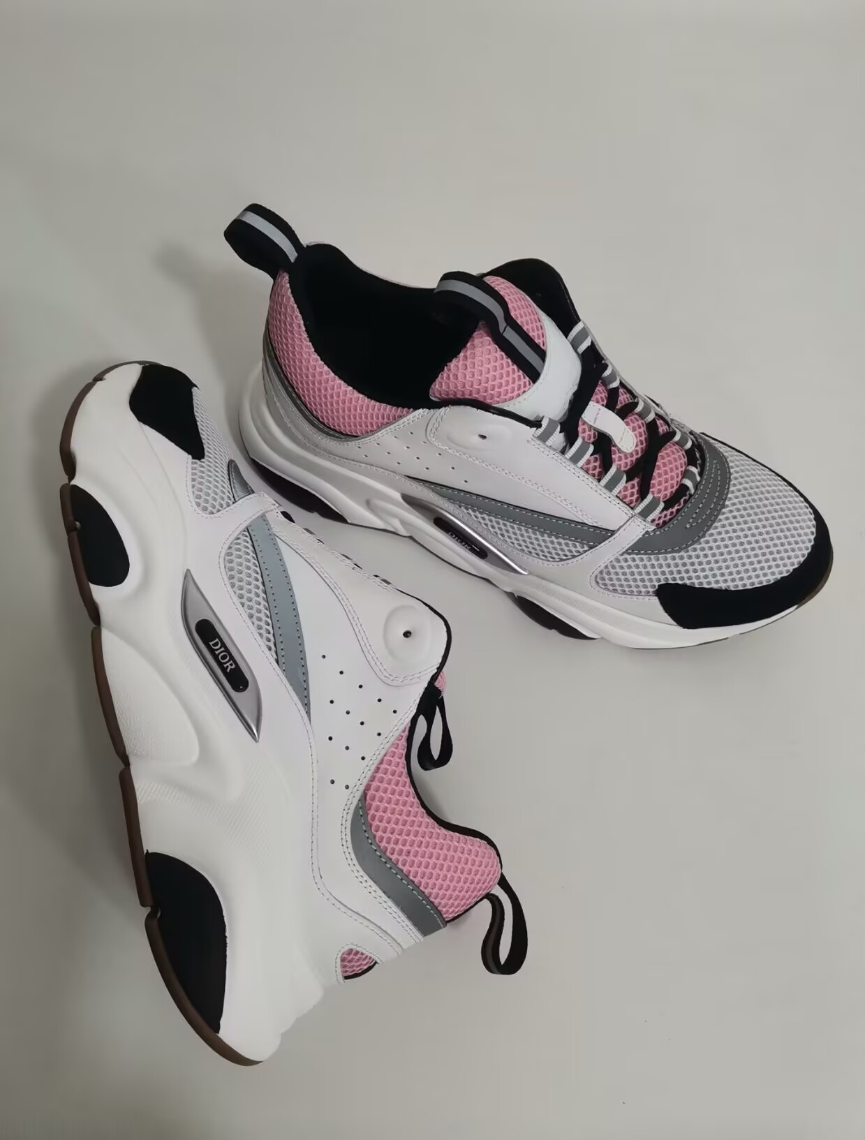 Dior B22 Pink Gray Sneakers Cream review outfitdiaryx 02