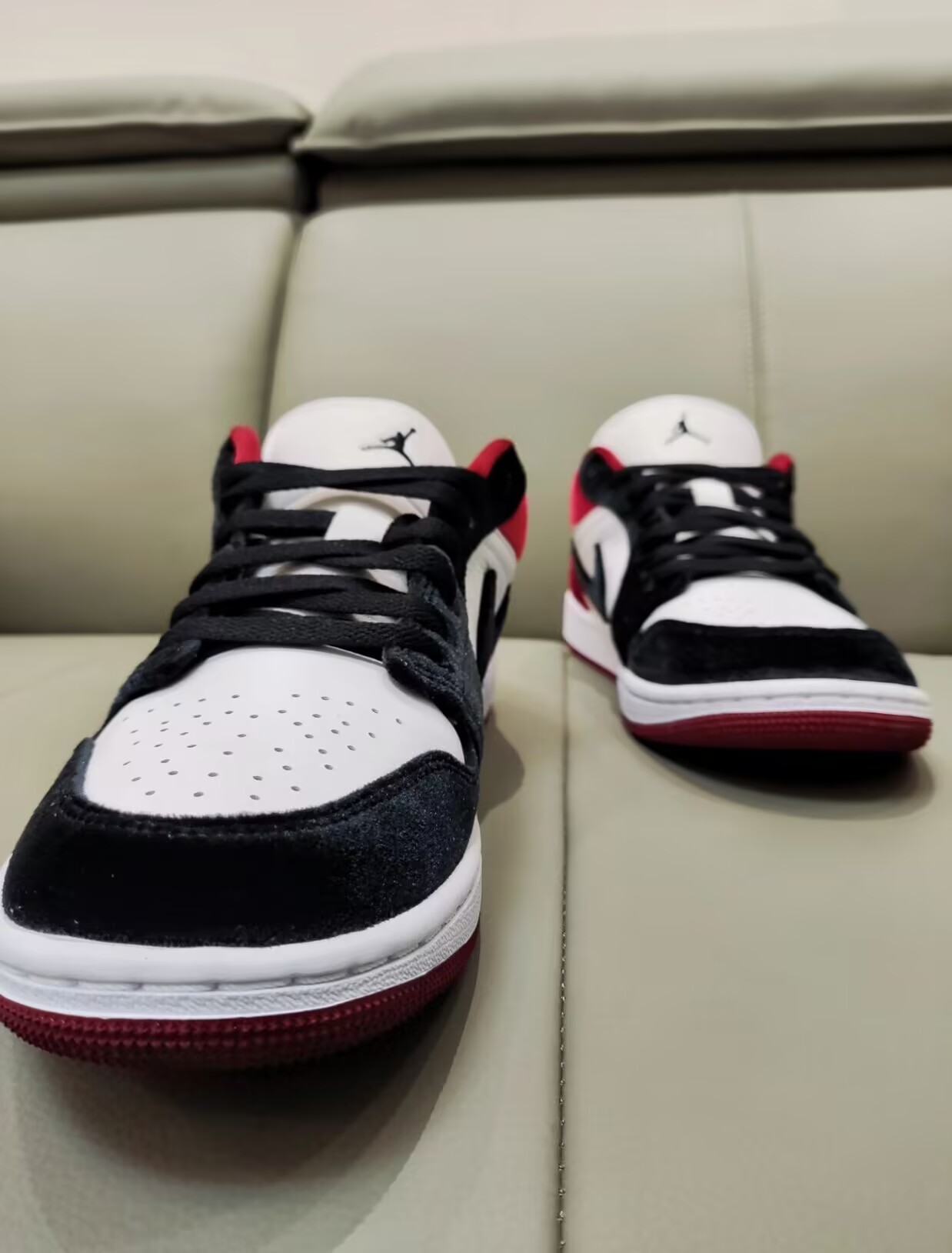 Air Jordan 1 Low SE 'Velvet Black Toe' FZ3242-001 review velvetmuse 02