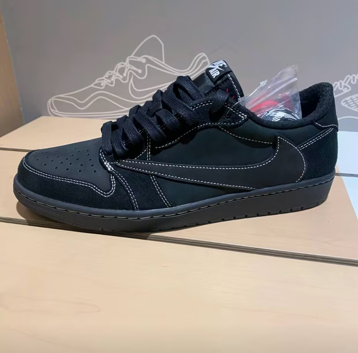 Travis Scott x Air Jordan 1 Low OG SP Black Phantom DM7866-001 review masonlee 02